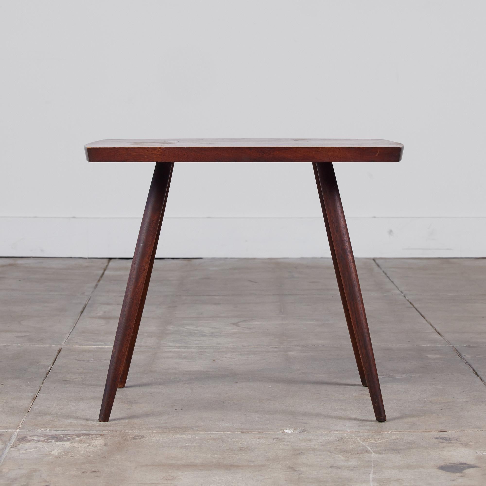 George Nakashima Walnut Occasional Table In Good Condition In Los Angeles, CA