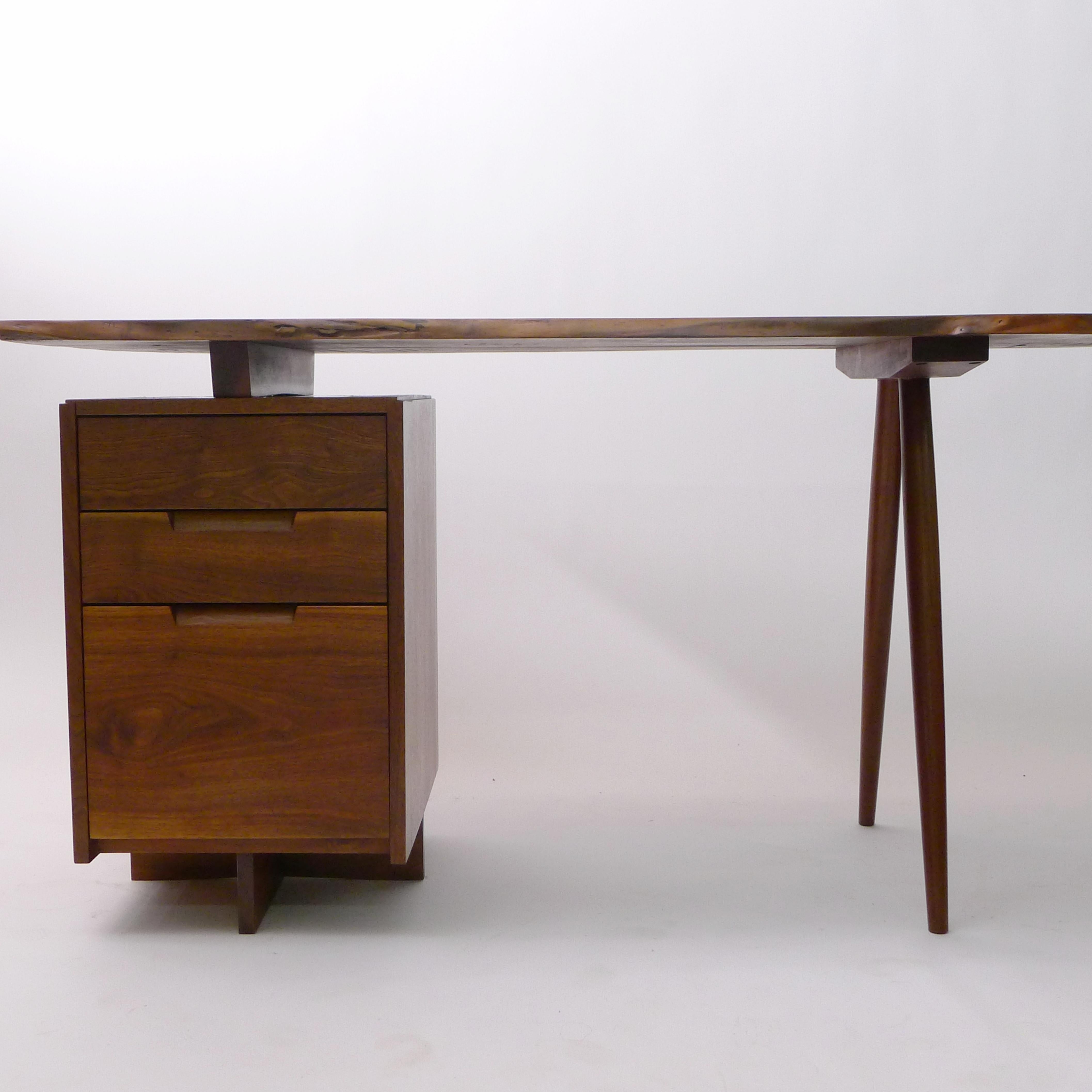 Late 20th Century George Nakashima, Walnut Pedestal Desk with Turned Legs, 1972 For Sale