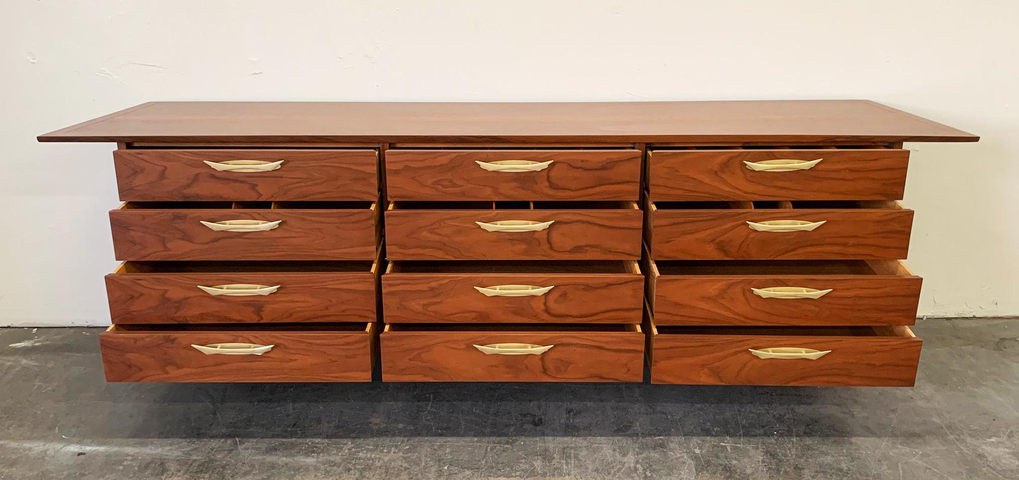 George Nakashima Walnut Sideboard Credenza, 1950s 3