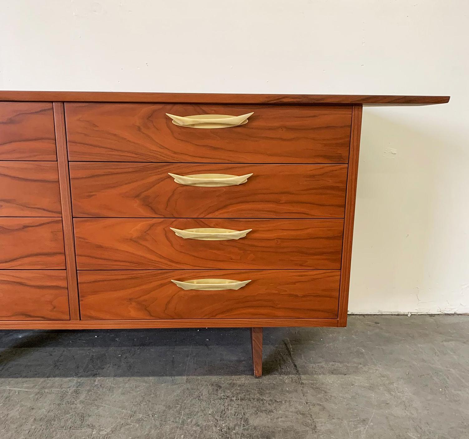 George Nakashima Walnut Sideboard Credenza, 1950s 11