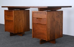 Scrivania a due piedistalli in noce George Nakashima, 1961