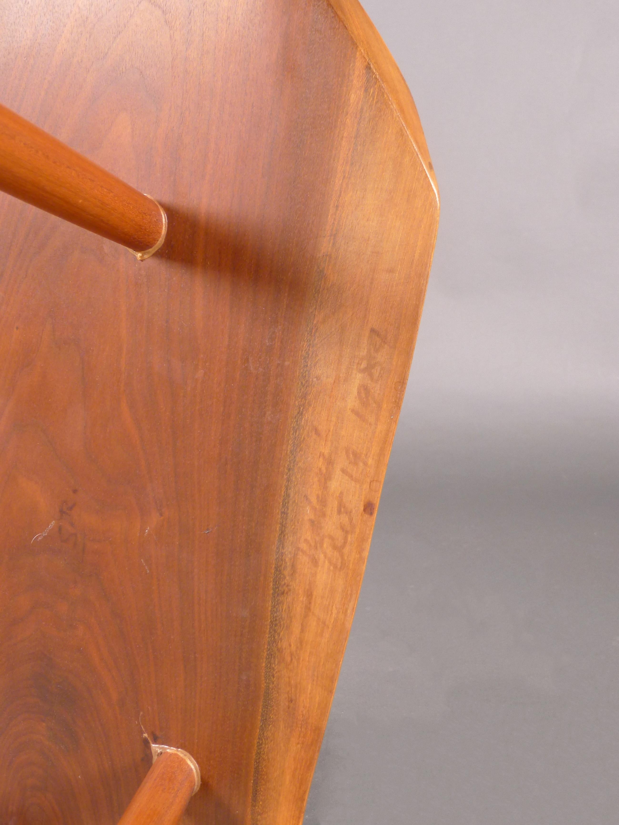 Fin du 20e siècle George Nakashima, Table Wepman, noyer noir américain, 1984, avec documentation en vente