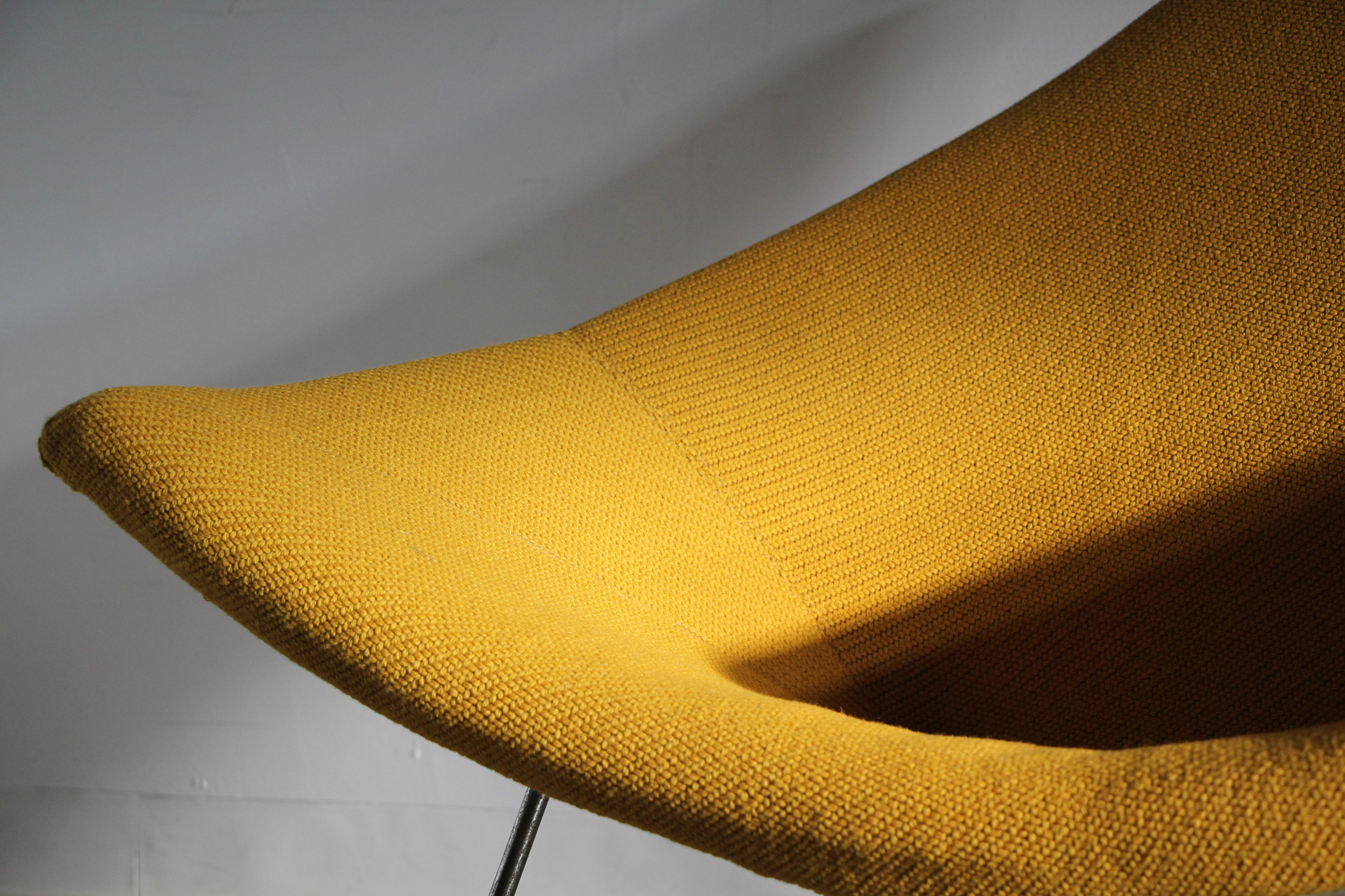 American George Nelson, 1st Edition “Coconut” Chair in Mustard Wool, 1950s