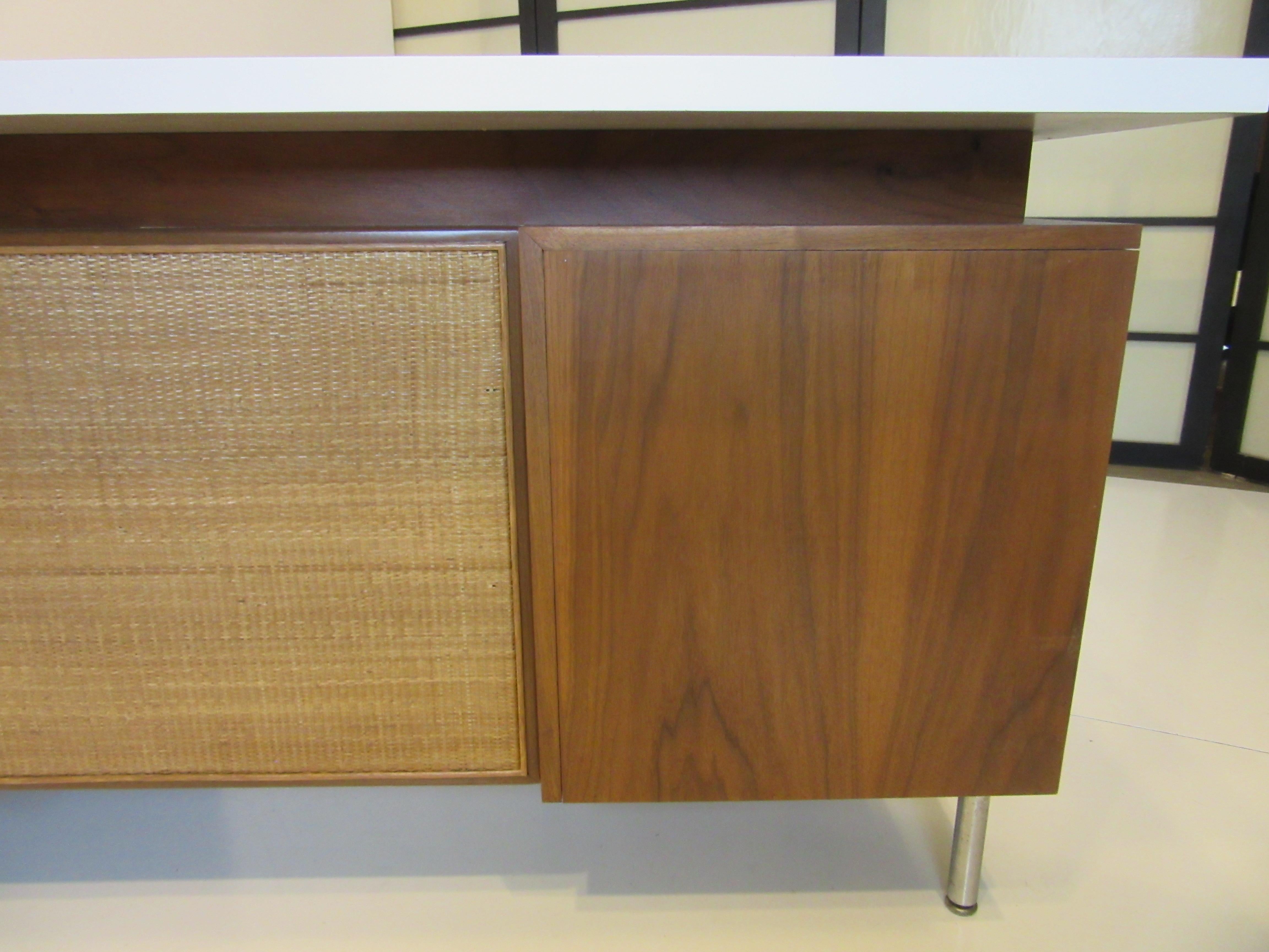 George Nelson 2pc. Walnut Desk with Return for Herman Miller In Good Condition In Cincinnati, OH