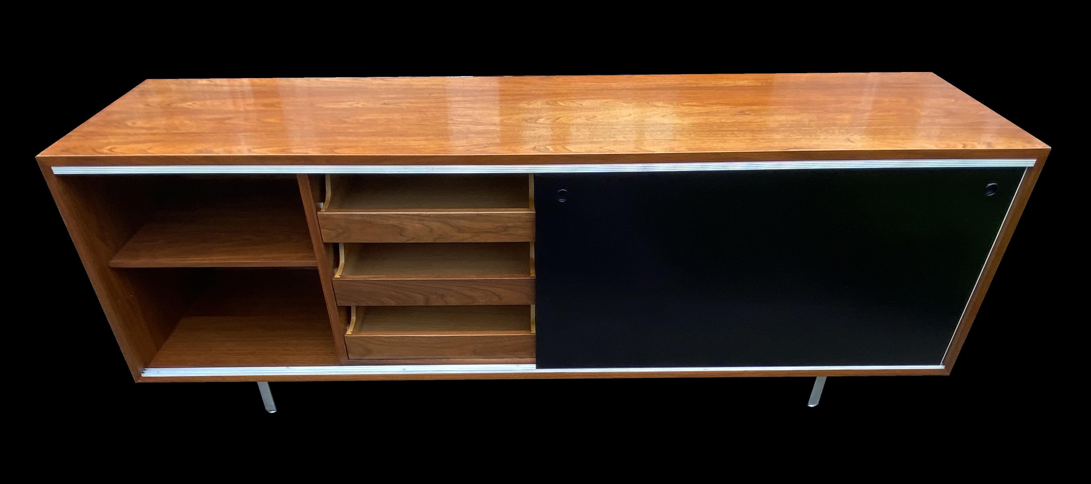 Mid-20th Century George Nelson 8000 Series Credenza for Herman Miller For Sale