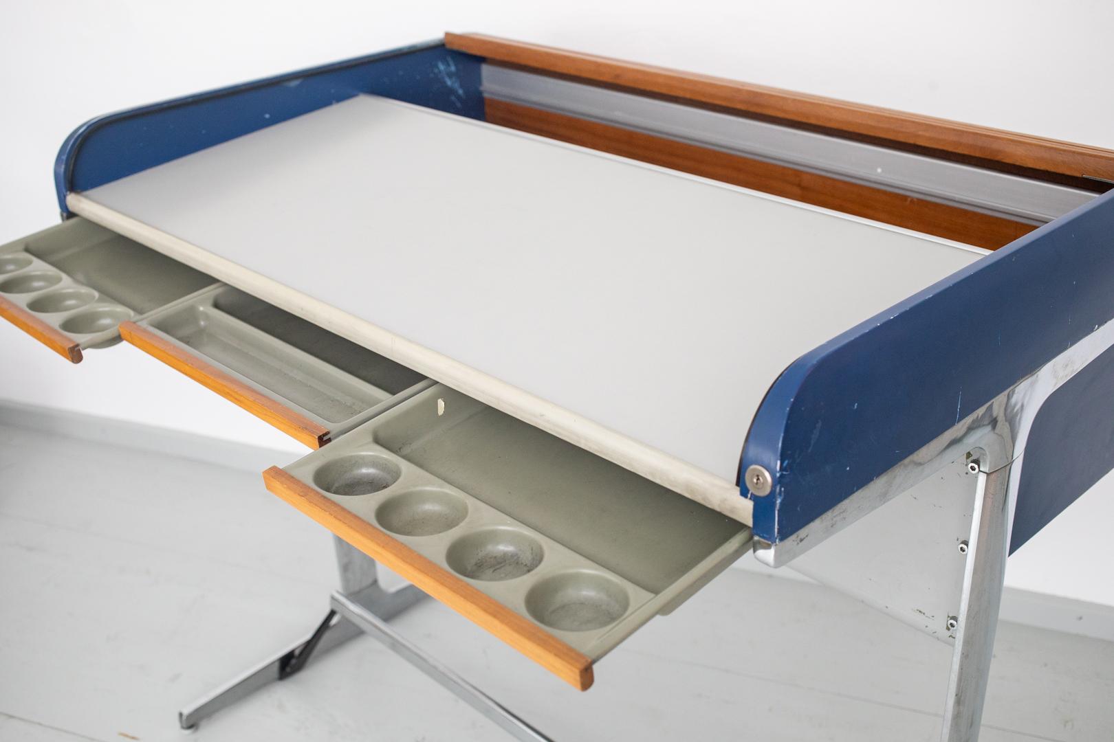 George Nelson Action Office Roll-Top-Schreibtisch für Herman Miller 1964-1968

Der Roll-Top Desk von George Nelson ist ein ikonisches Beispiel für das innovative Möbeldesign des 20. Jahrhunderts. George Nelson, ein einflussreicher amerikanischer