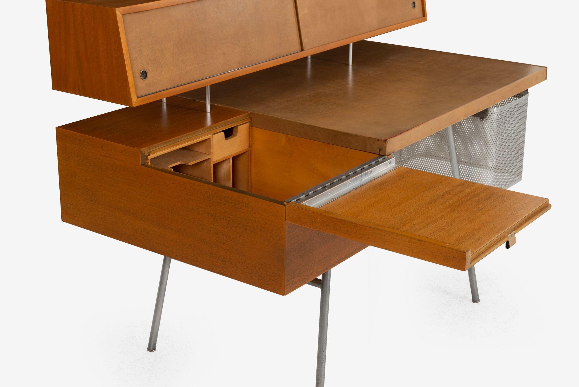 George Nelson & Associates for Herman Miller Home Office Desk, 1946 en Bueno estado para la venta en Chicago, IL