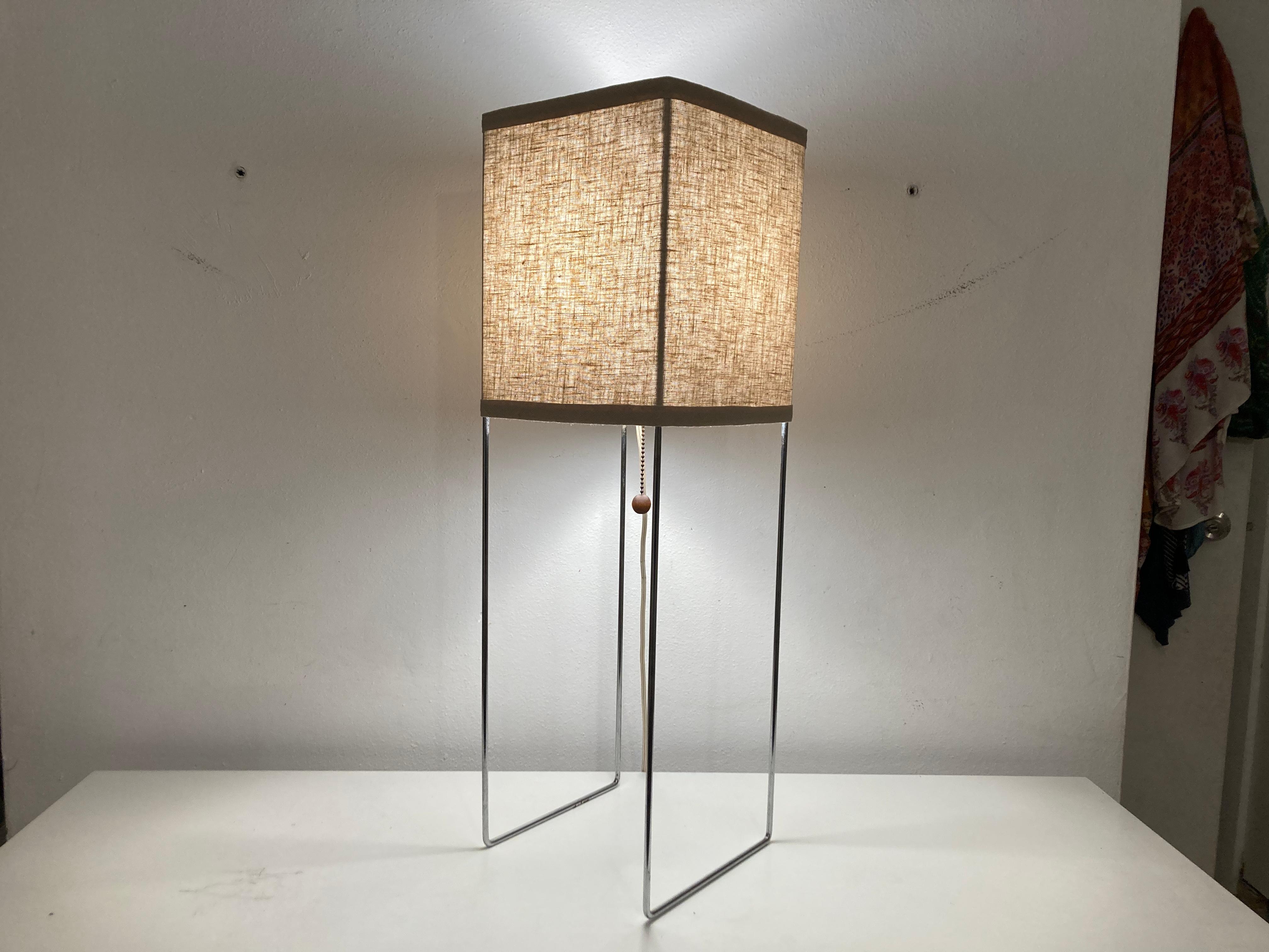 Américain Lampe de table Kite de George Nelson & Associates, Howard Miller en vente