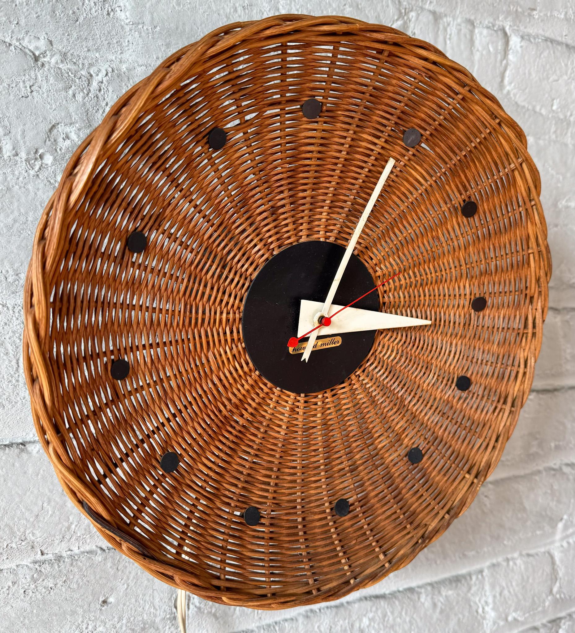 Mid-Century Modern George Nelson Basket Clock, model 2215 For Sale