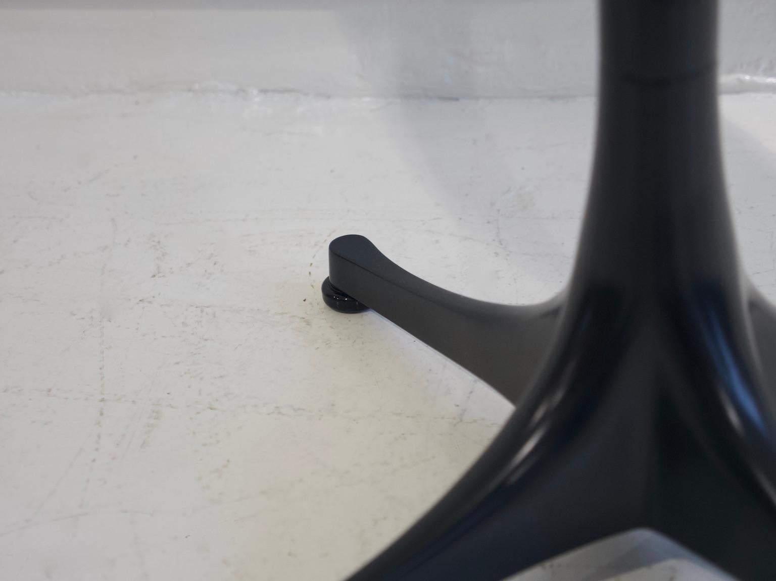 Aluminium George Nelson Black Pedestal Table by Vitra en vente