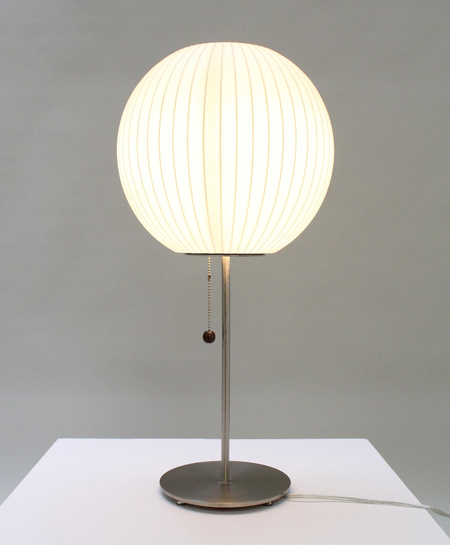 Lampe de table à bulles George Nelson Bon état - En vente à Barcelona, ES
