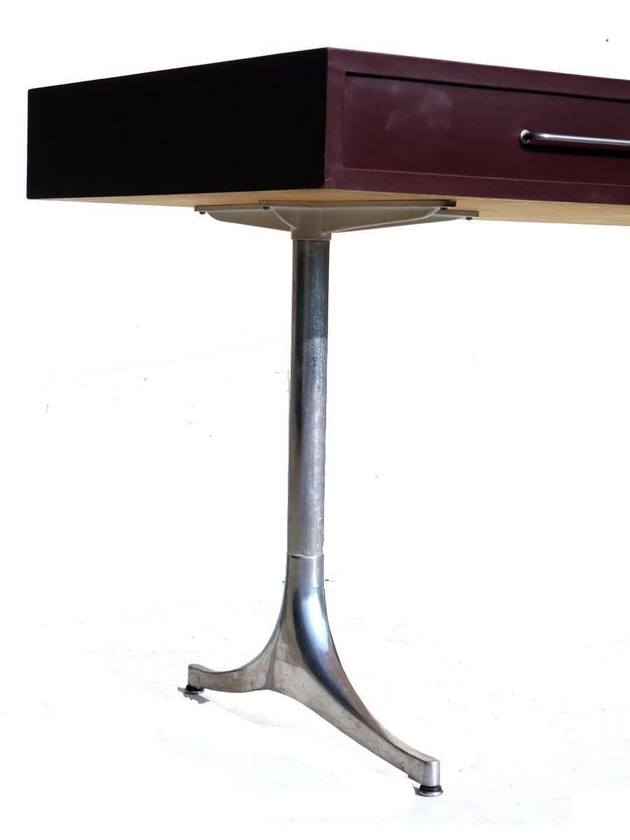 Seltener Schreibtisch von George Nelson von Herman Miller aus laminiertem Aluminiumdesign, 1950er Jahre (Moderne der Mitte des Jahrhunderts) im Angebot