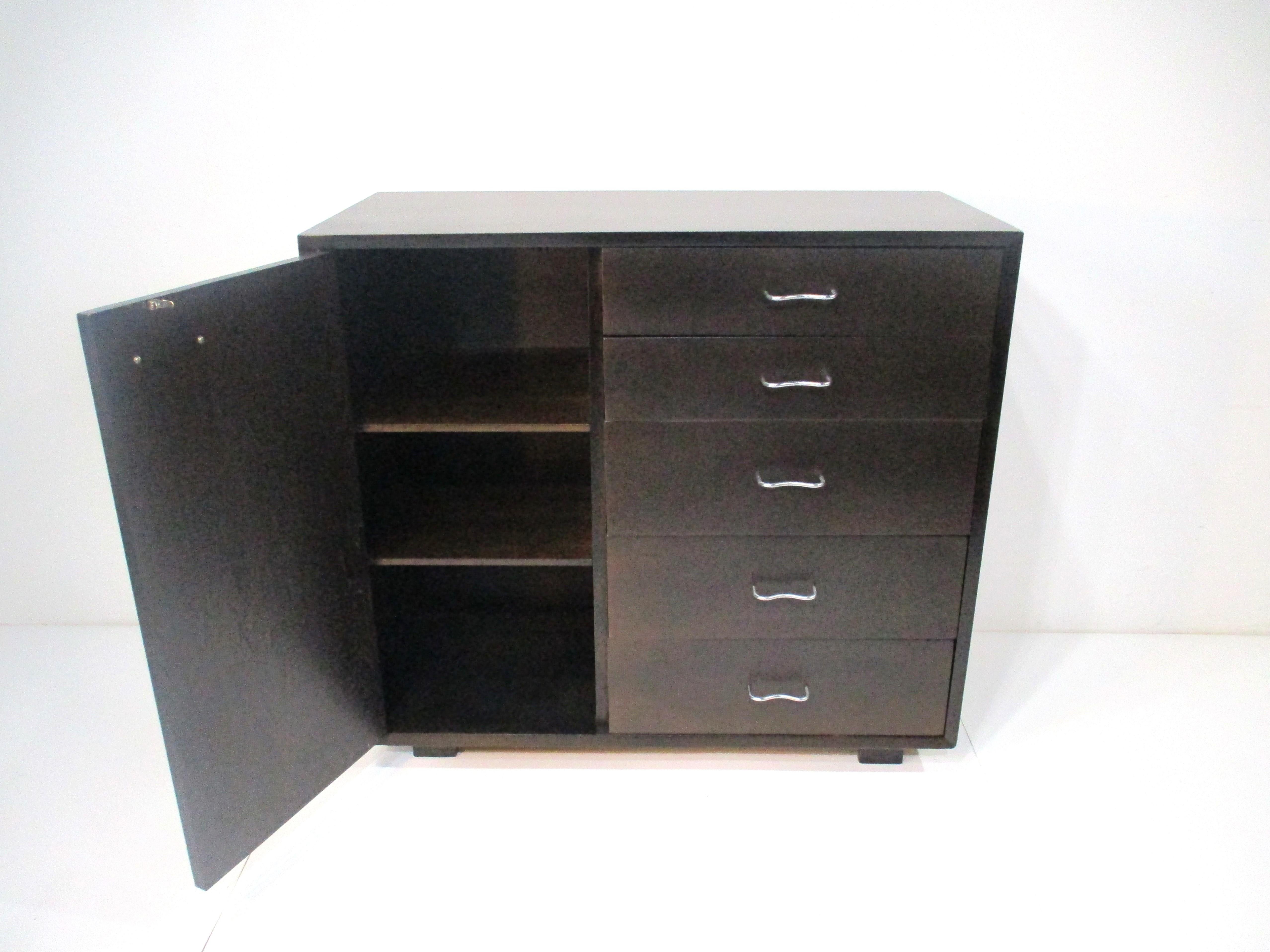 George Nelson Chest / Dresser Cabinet for Herman Miller # 4935 In Good Condition For Sale In Cincinnati, OH