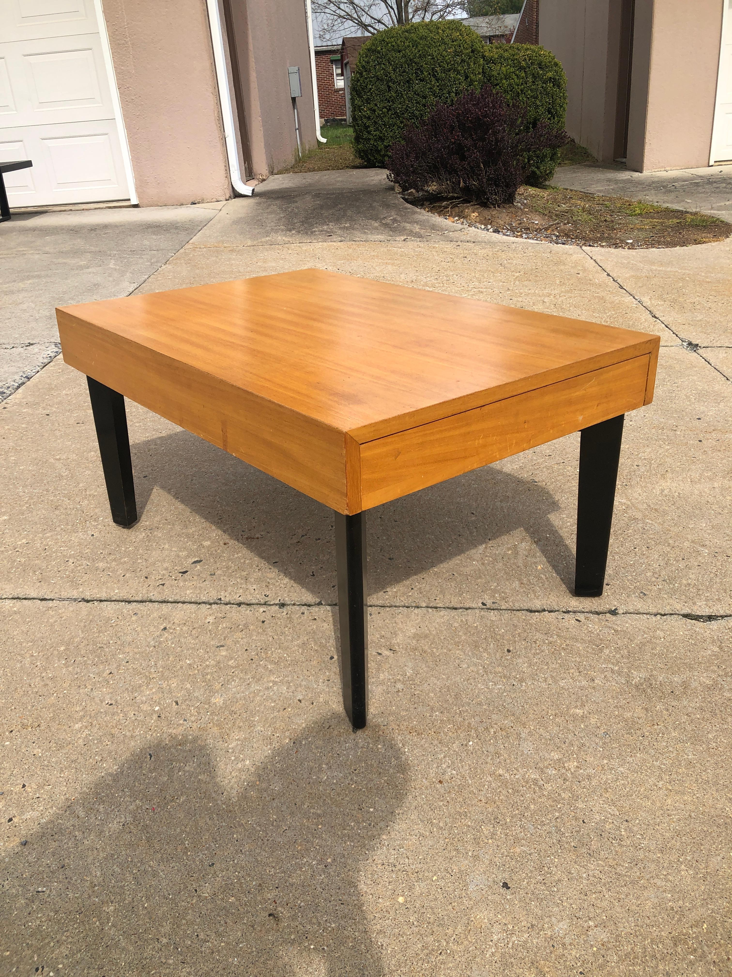 George Nelson Coffee Table for Herman Miller Model 4652 For Sale 3