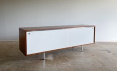 Crédence George Nelson pour Herman Miller, noyer et laque blanche, années 60