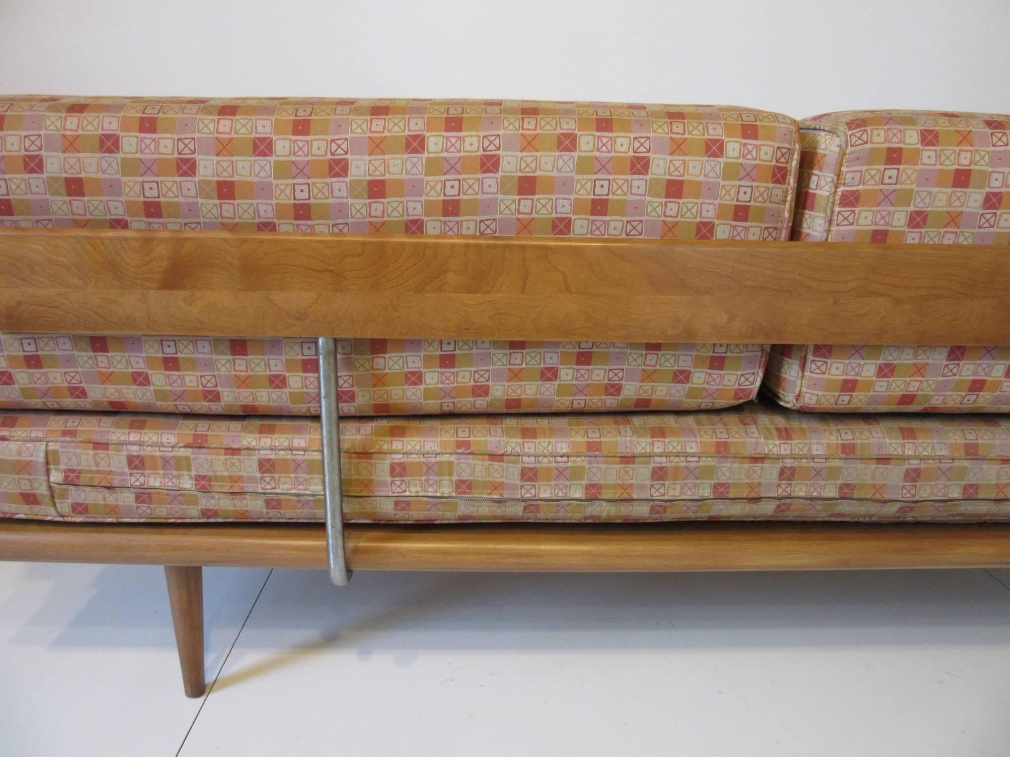 20th Century George Nelson Daybed by Herman Miller