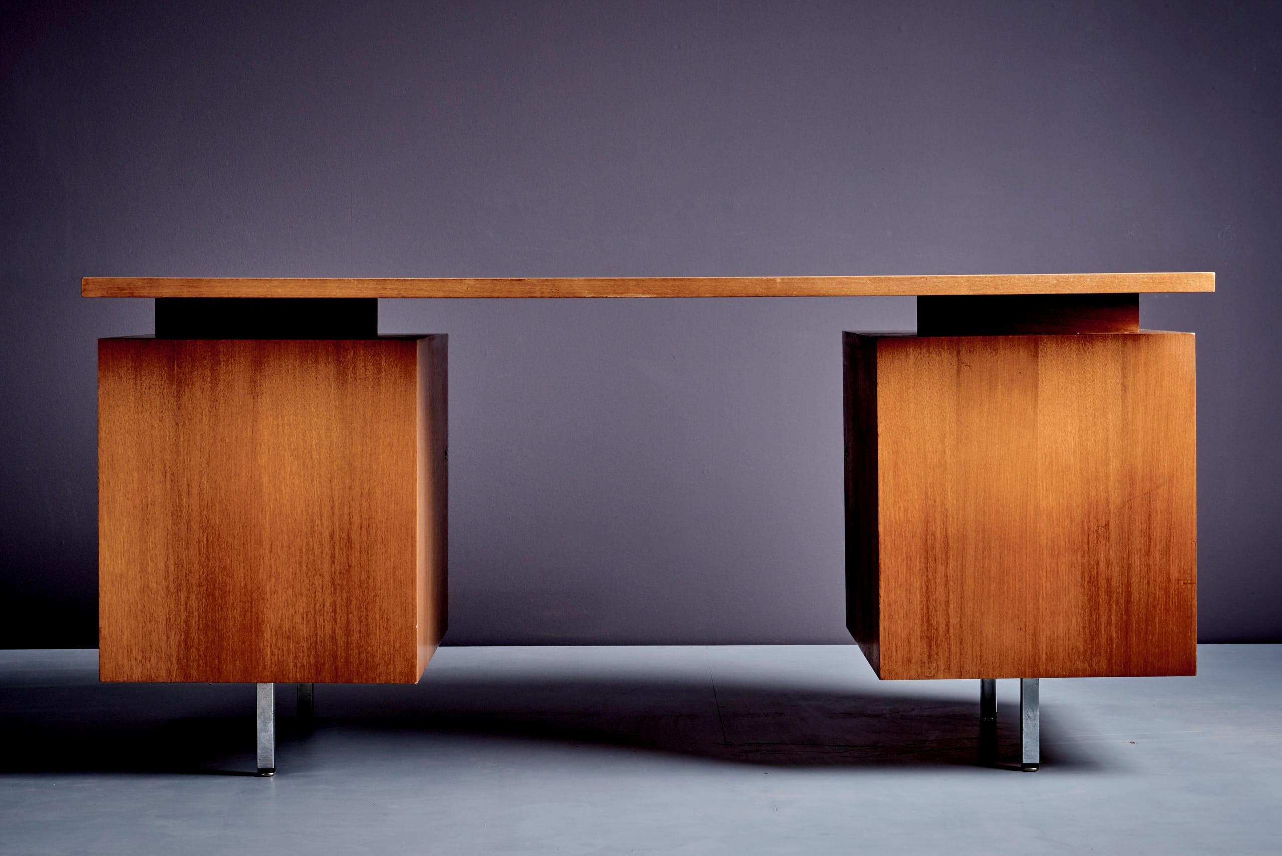 American George Nelson Desk for Herman Miller, 1960s For Sale