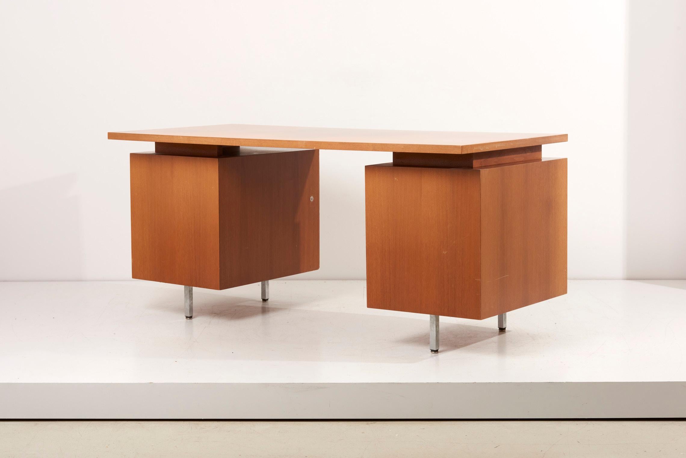 George Nelson Desk for Herman Miller, 1960s In Good Condition For Sale In Berlin, DE