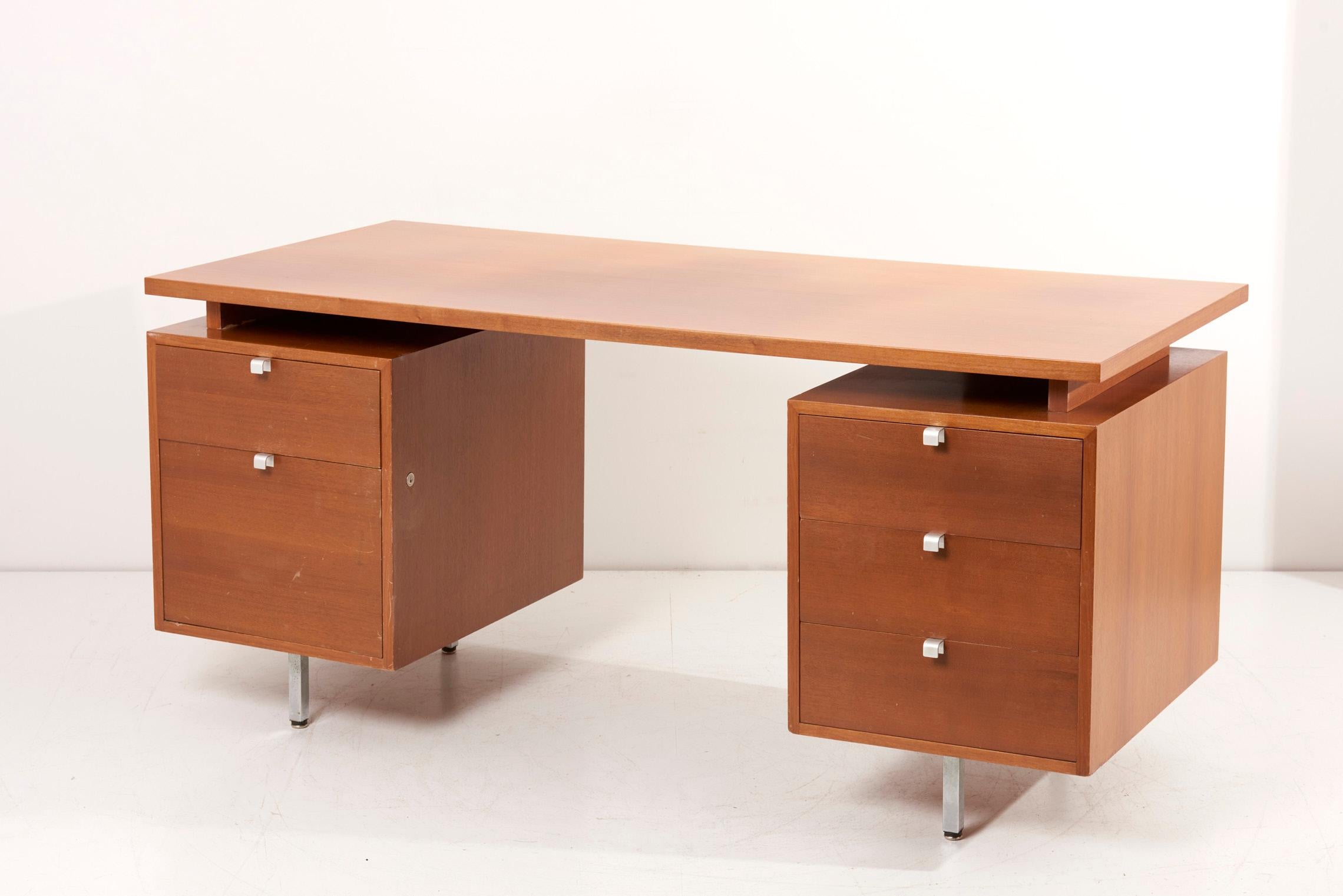 Walnut George Nelson Desk for Herman Miller, 1960s For Sale