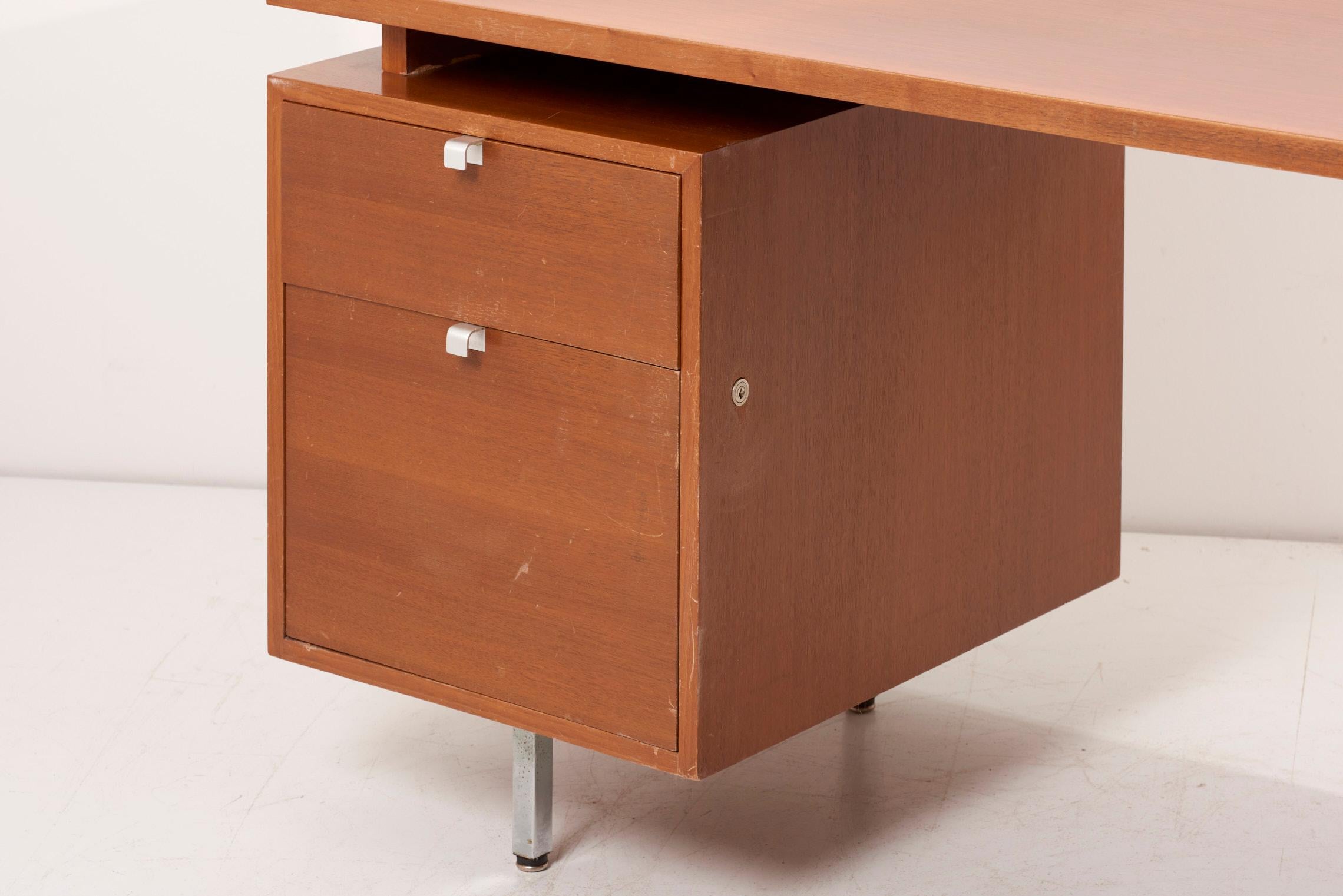 George Nelson Desk for Herman Miller, 1960s For Sale 1