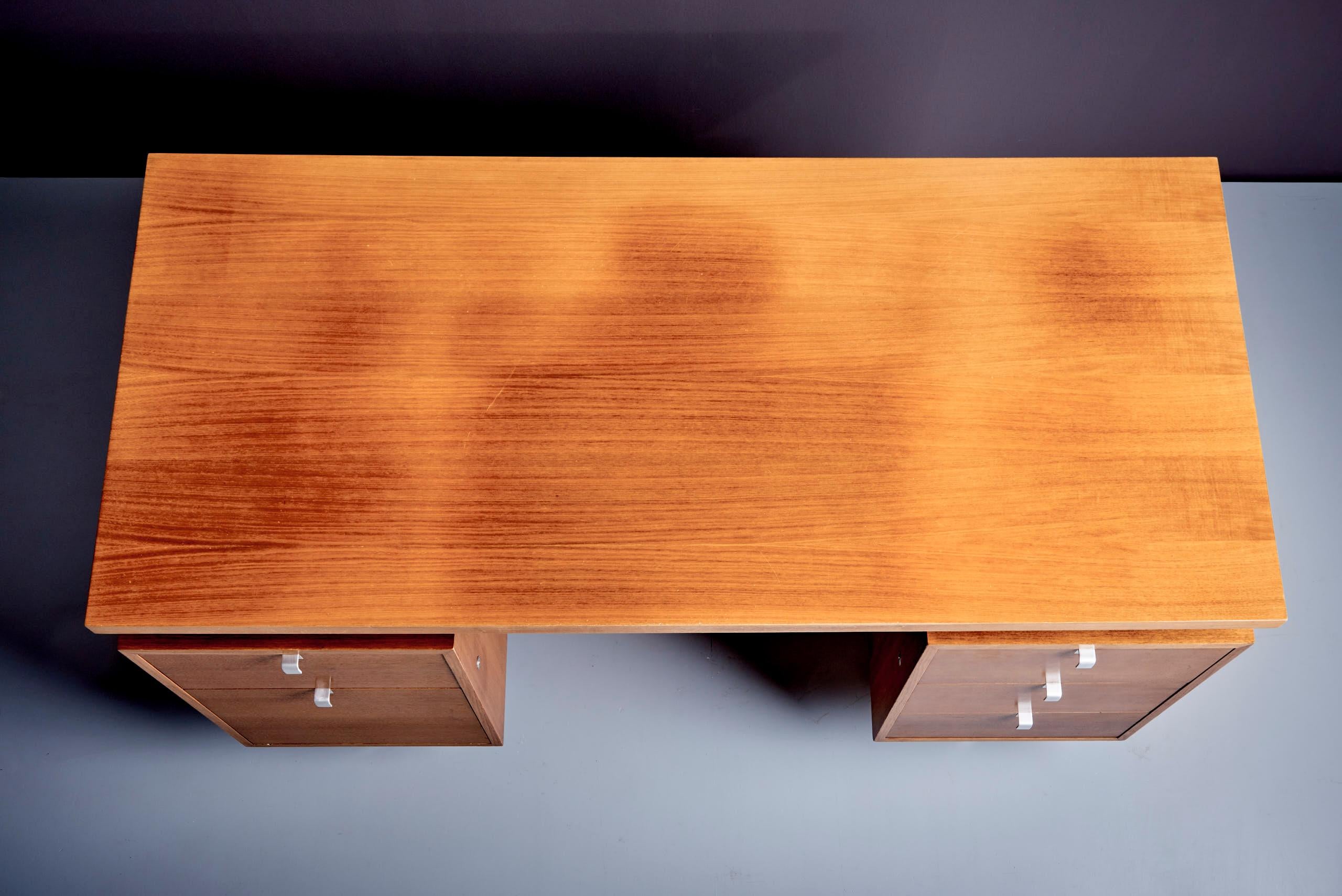Mid-20th Century George Nelson Desk for Herman Miller, 1960s For Sale