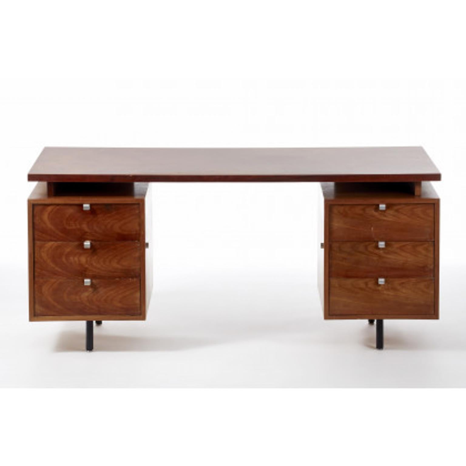 American George Nelson Desk in Rosewood from Herman Miller 1960s United States