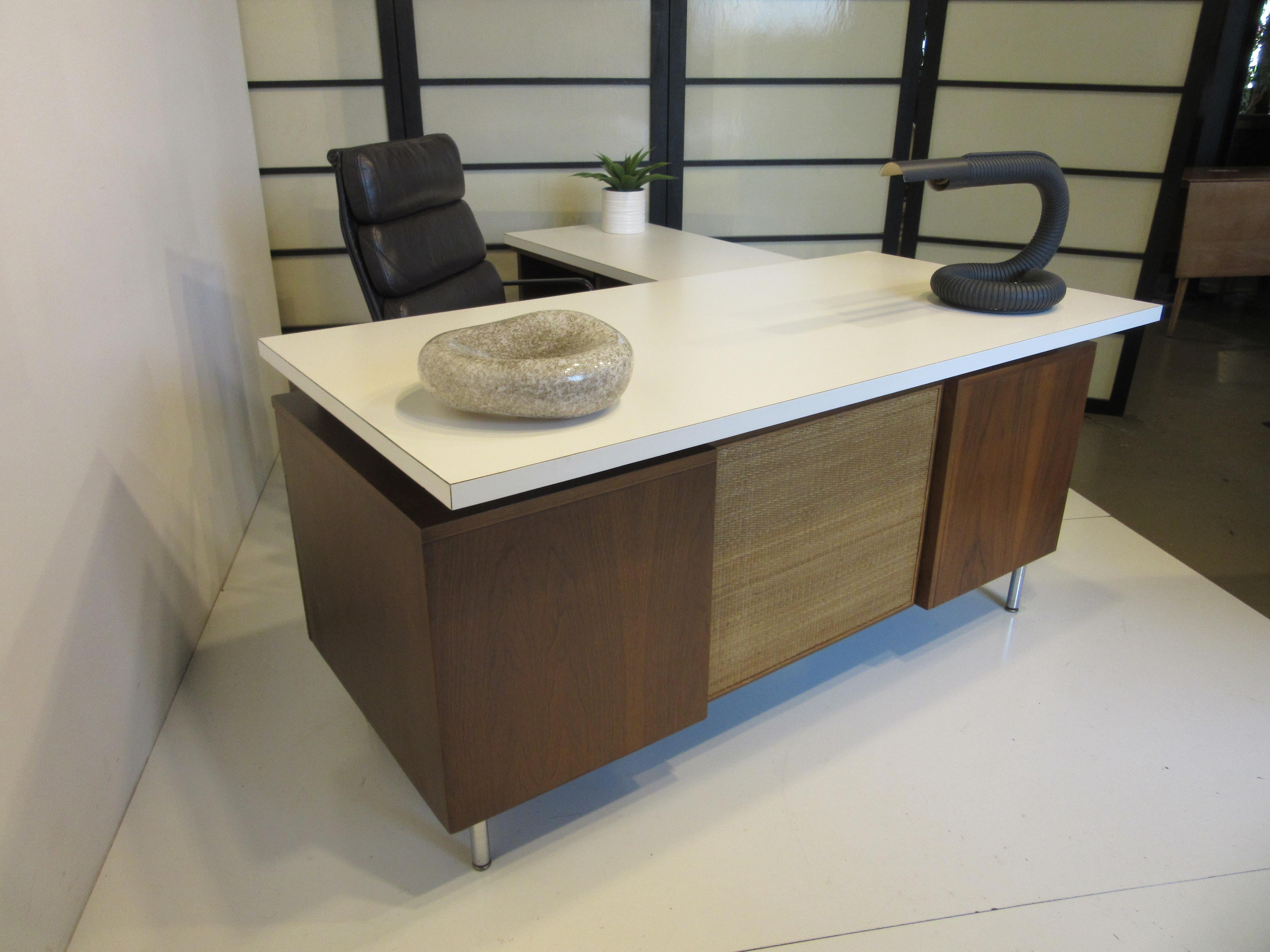 George Nelson Desk w/ Return for Herman Miller from a Historic Landmark 9