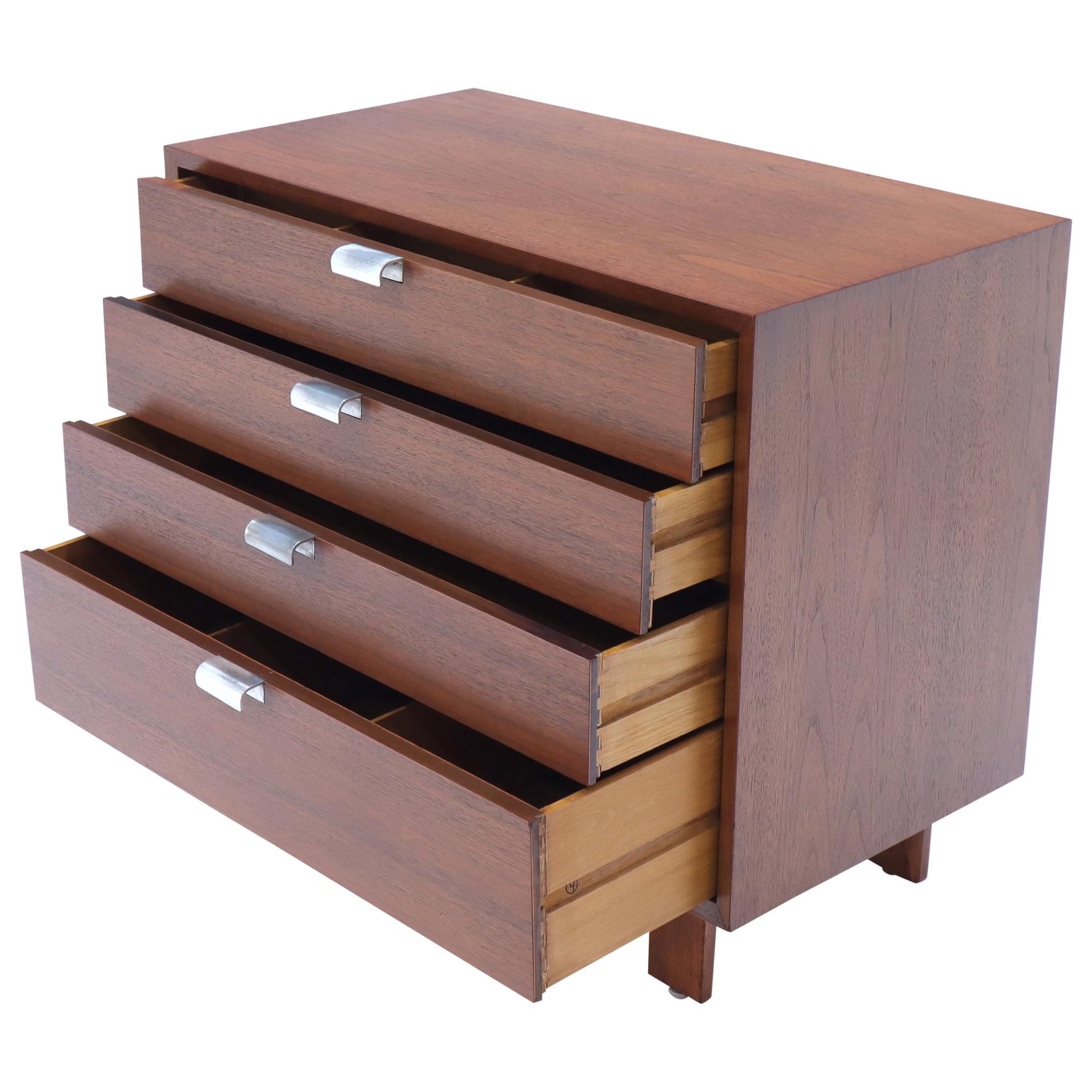 George Nelson for Herman Miller 4 Drawers Walnut Dresser Bachelor Chest Cabinet