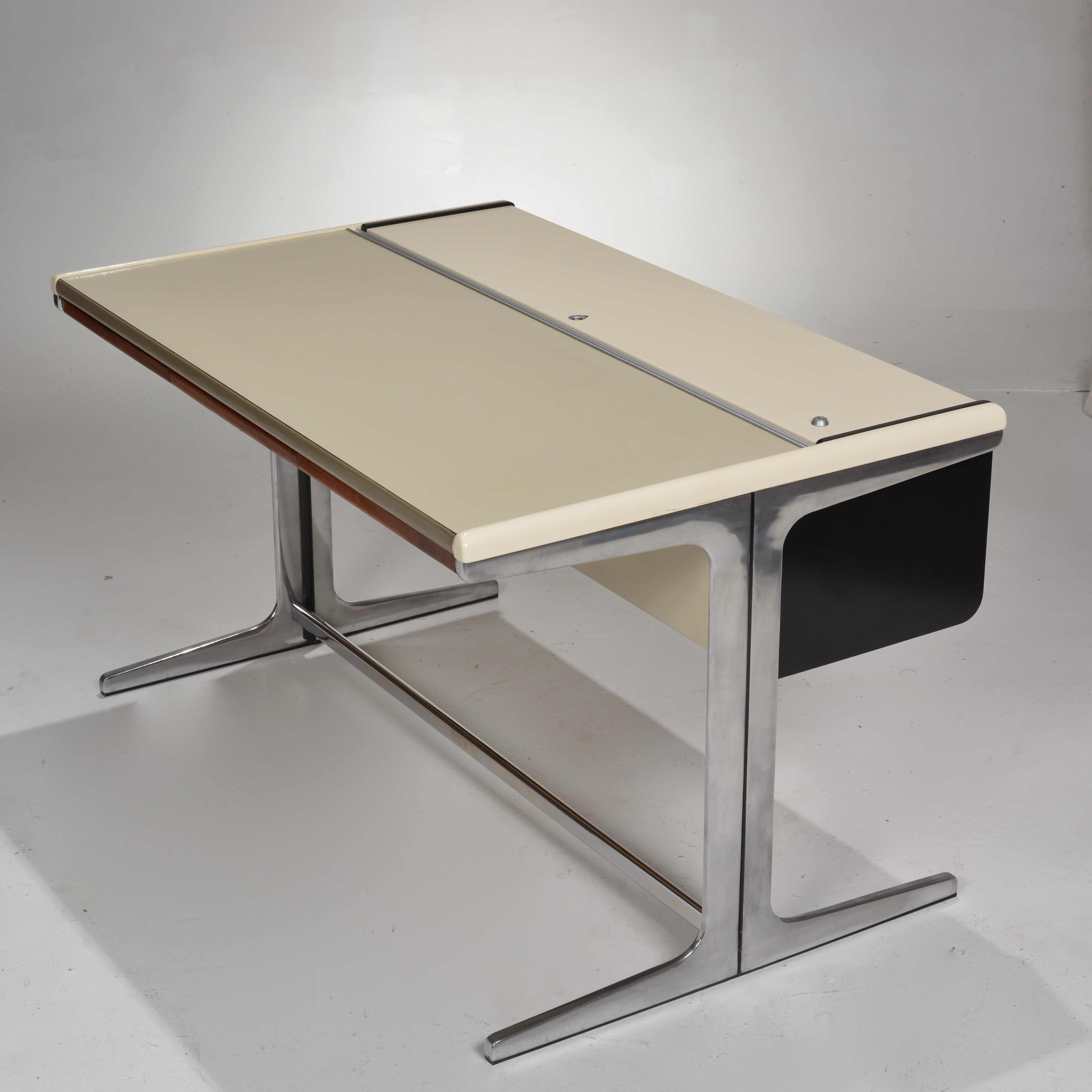 American George Nelson for Herman Miller 'Action Office 1'  Desk For Sale