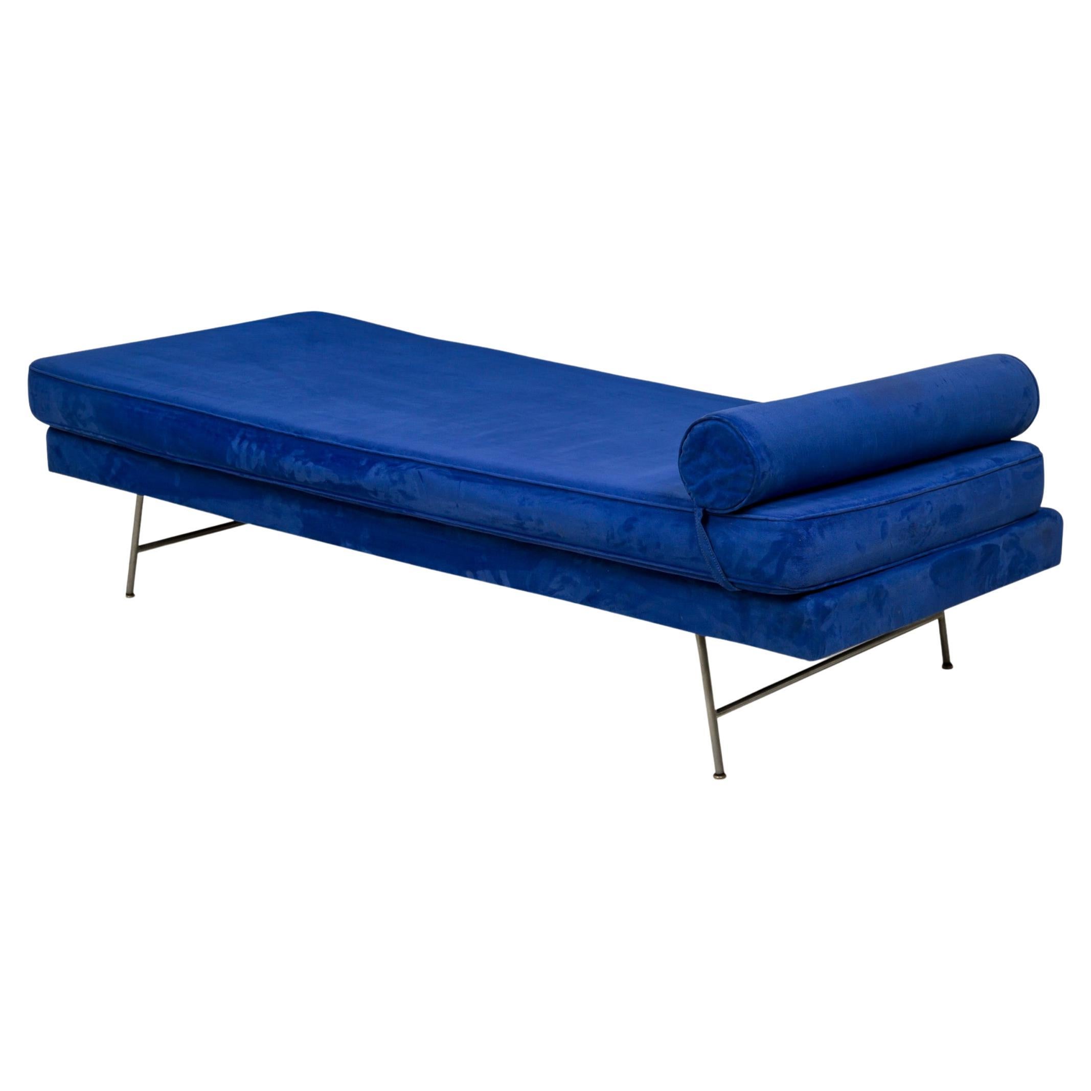 Tagesbett aus blauem Velour und Chrom von George Nelson für Herman Miller