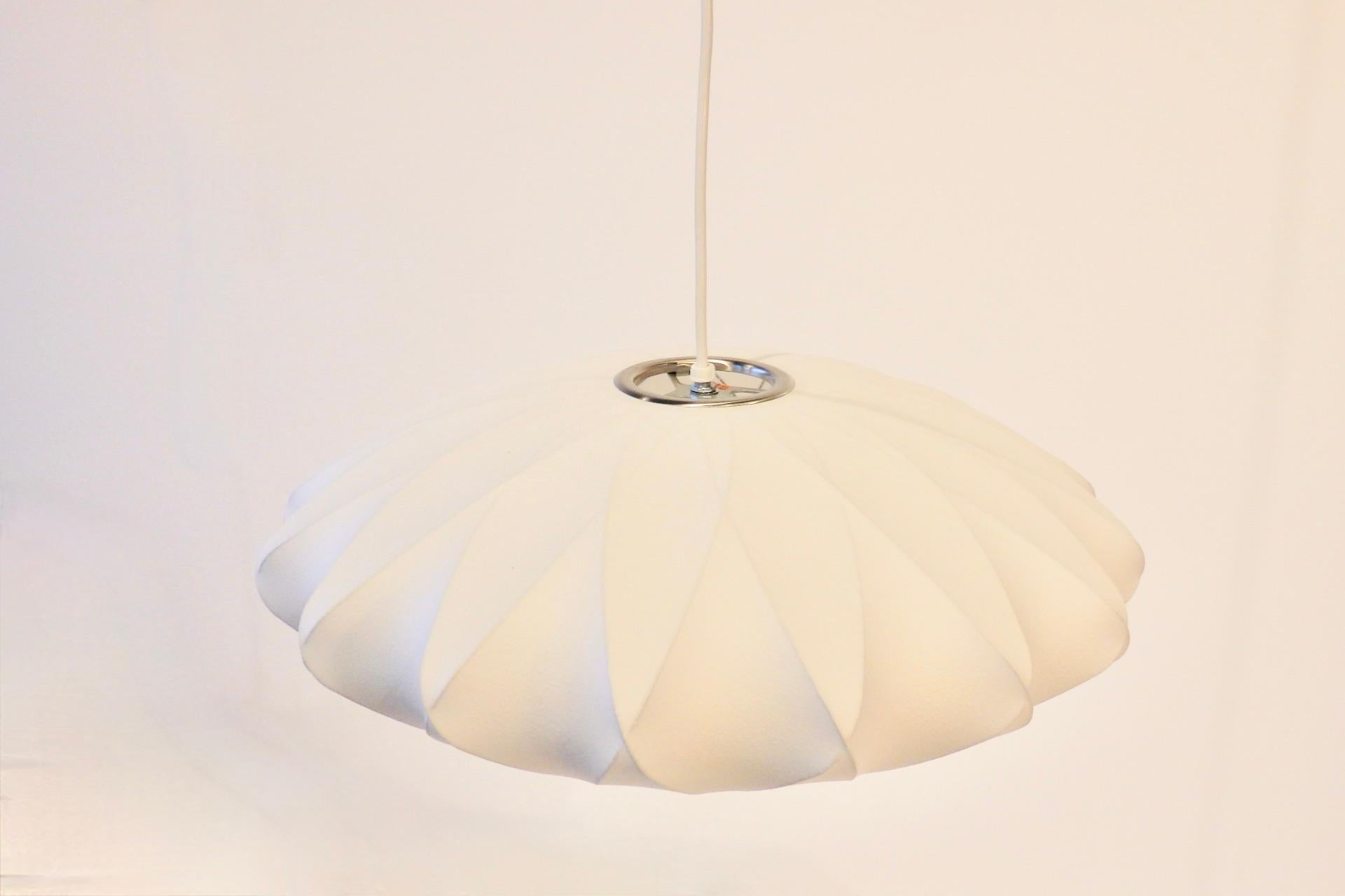 George Nelson for Herman Miller Criss Cross Hanging Bubble Lamp In Good Condition In Ferndale, MI