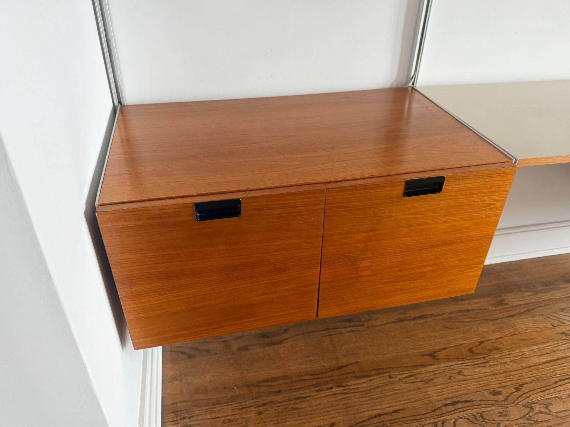 George Nelson for Herman Miller CSS Wall Unit, 1950 Nogal en venta