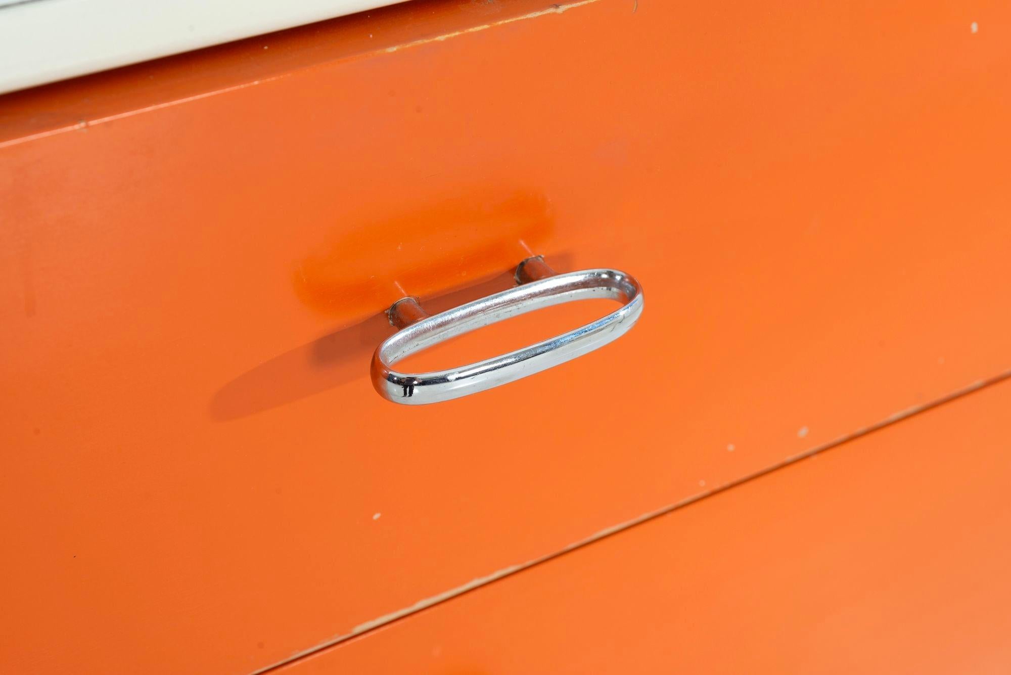 Acciaio George Nelson per Herman Miller Custom per Hugh DuPree Armadi con struttura in acciaio 1960 in vendita