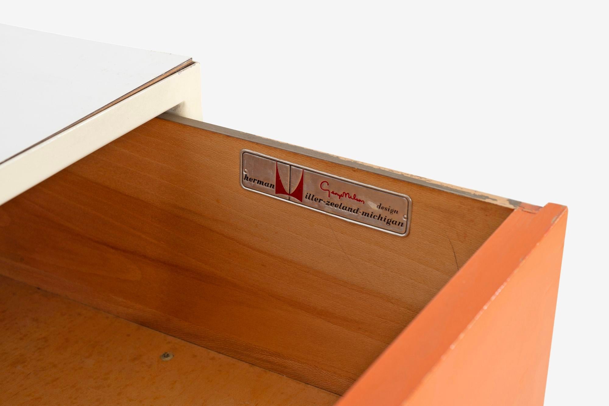 George Nelson per Herman Miller Custom per Hugh DuPree Armadi con struttura in acciaio 1960 in vendita 1