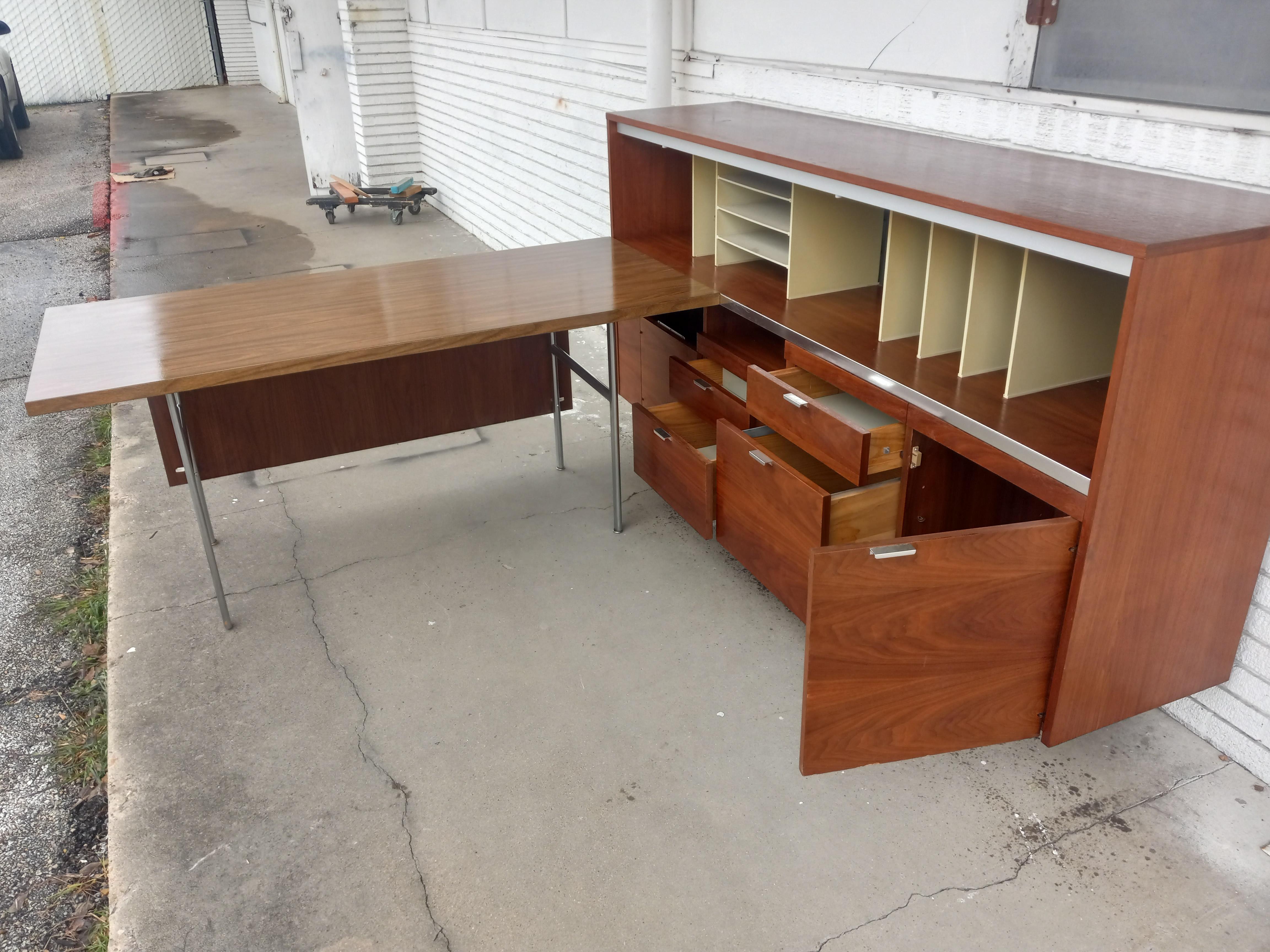 Americano George Nelson per Herman Miller Scrivania e Credenza in vendita