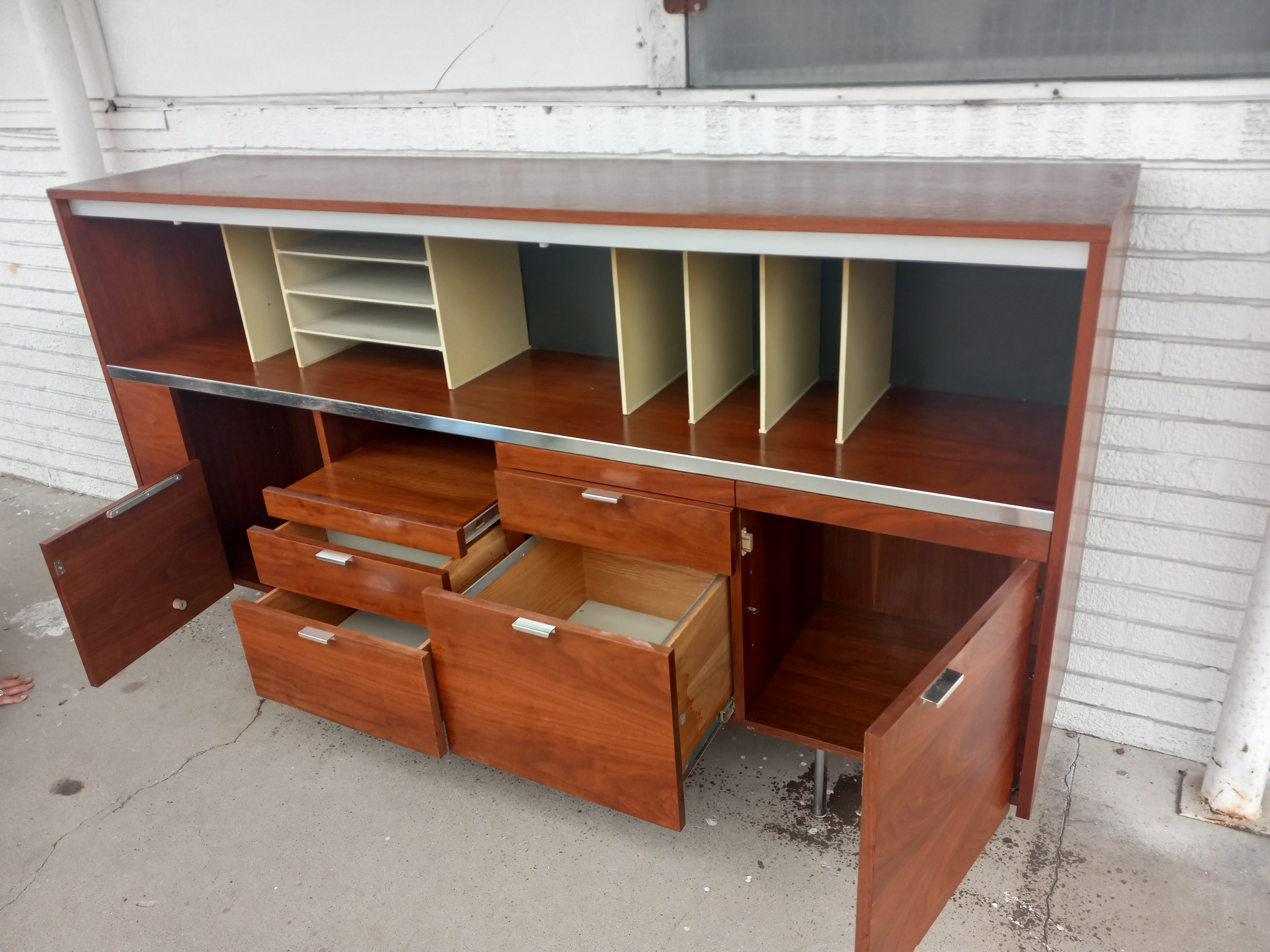Mid-20th Century George Nelson For Herman Miller Desk And Credenza For Sale