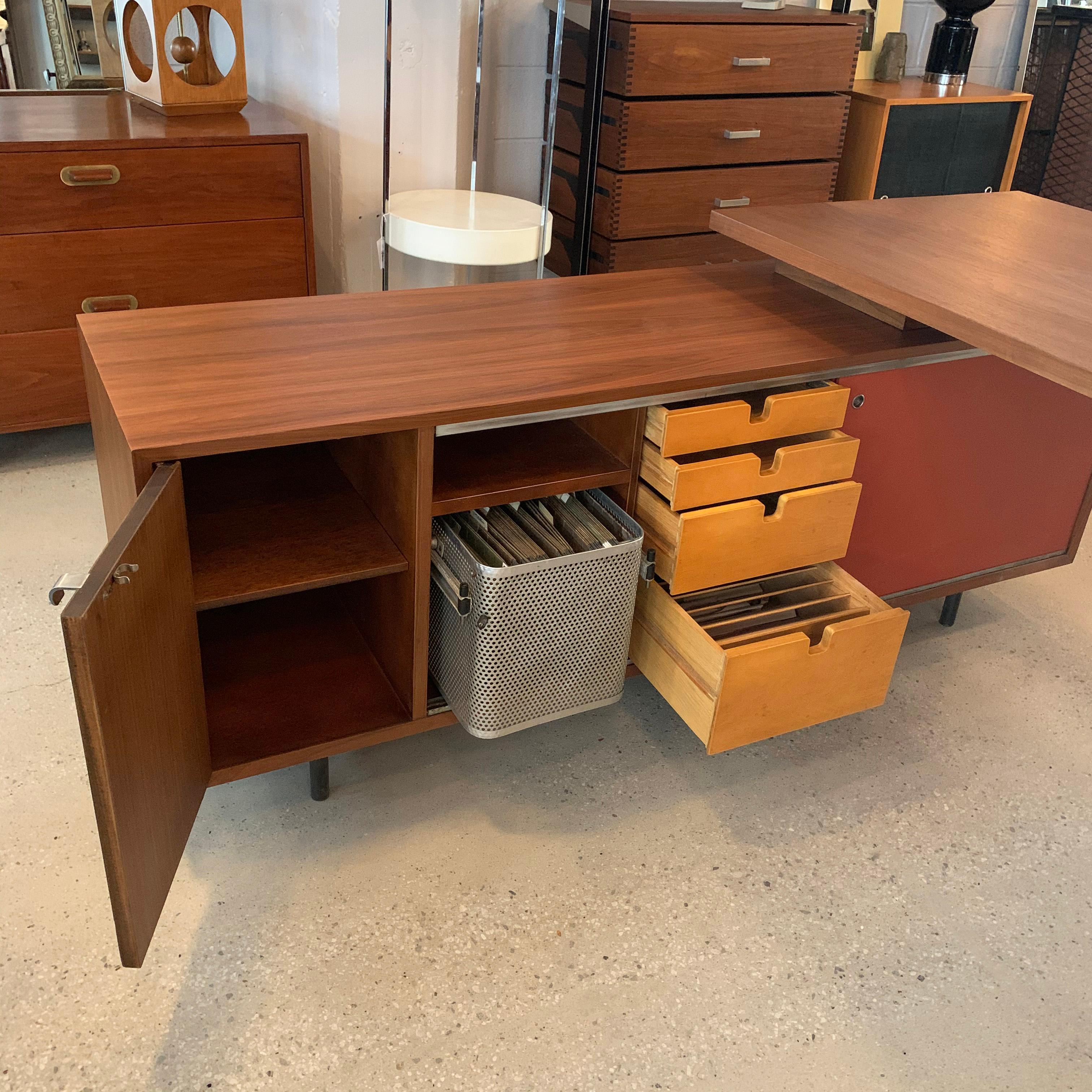 American George Nelson for Herman Miller Executive Desk with Credenza Return
