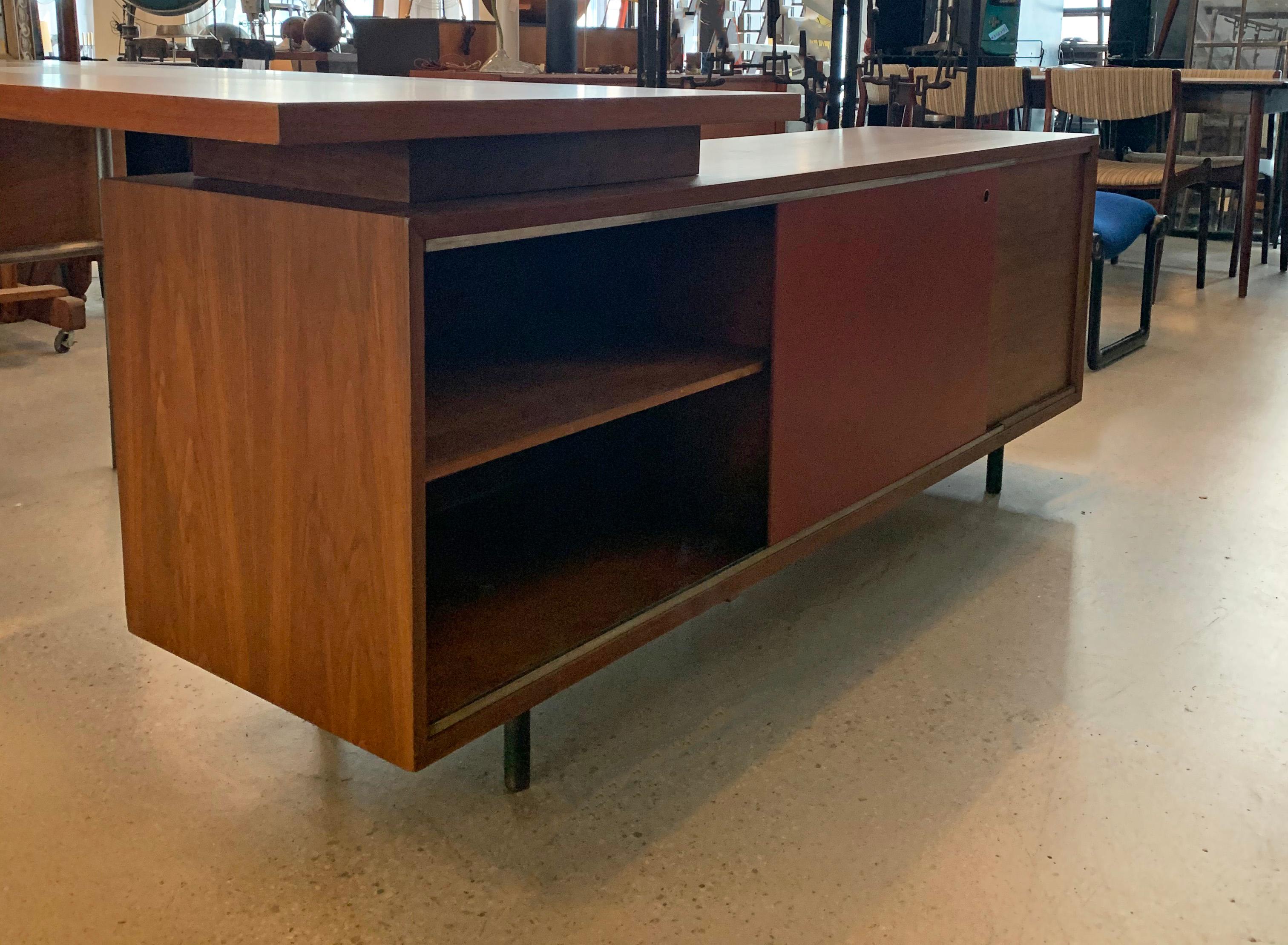 20th Century George Nelson for Herman Miller Executive Desk with Credenza Return