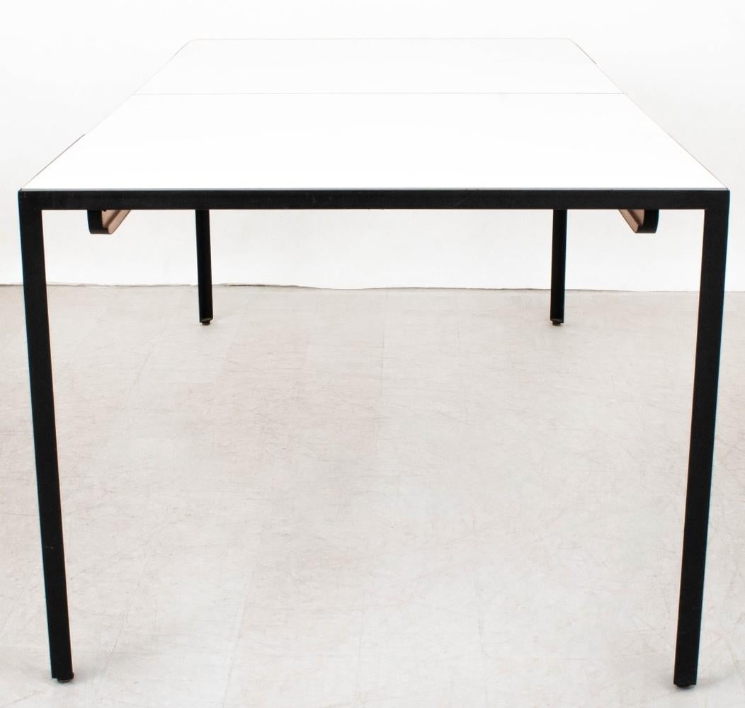 George Nelson for Herman Miller Extending Table In Good Condition In Astoria, NY