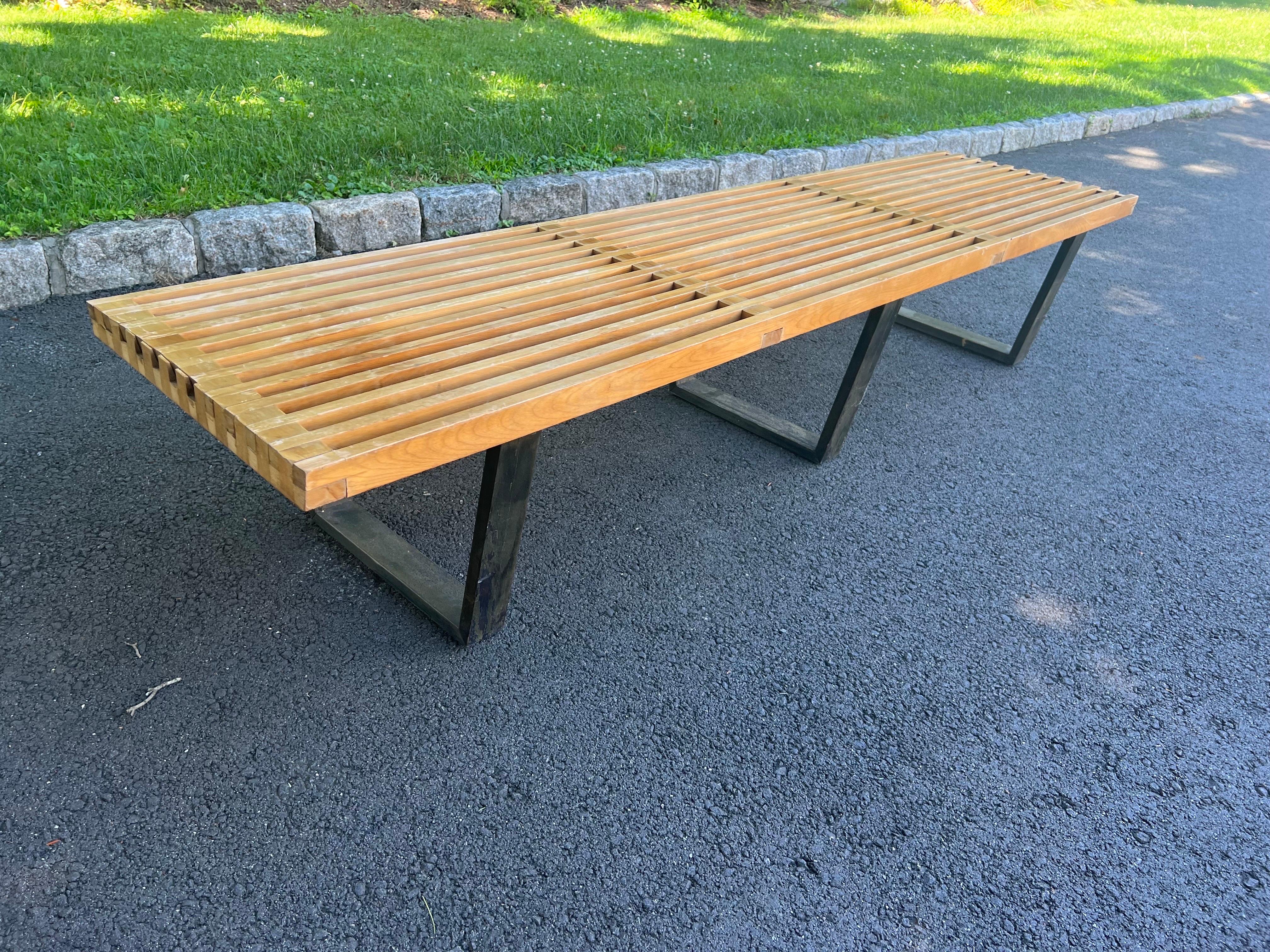 Milieu du XXe siècle George Nelson For Herman Miller Extra Long Slat Bench en vente