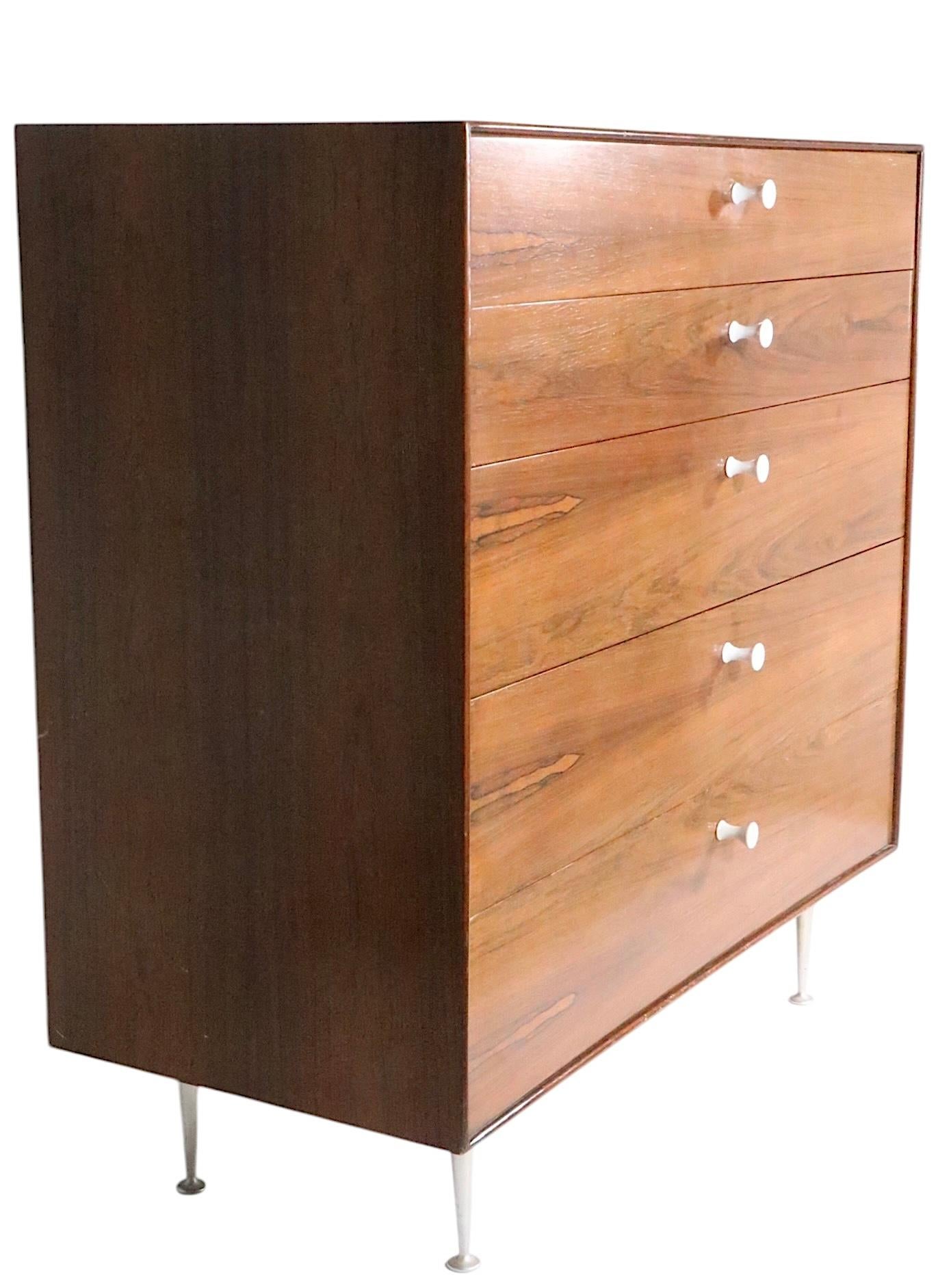 George Nelson per Herman Miller Comò a cinque cassetti con bordo sottile in legno di palissandro anni '50 ca. in vendita 1