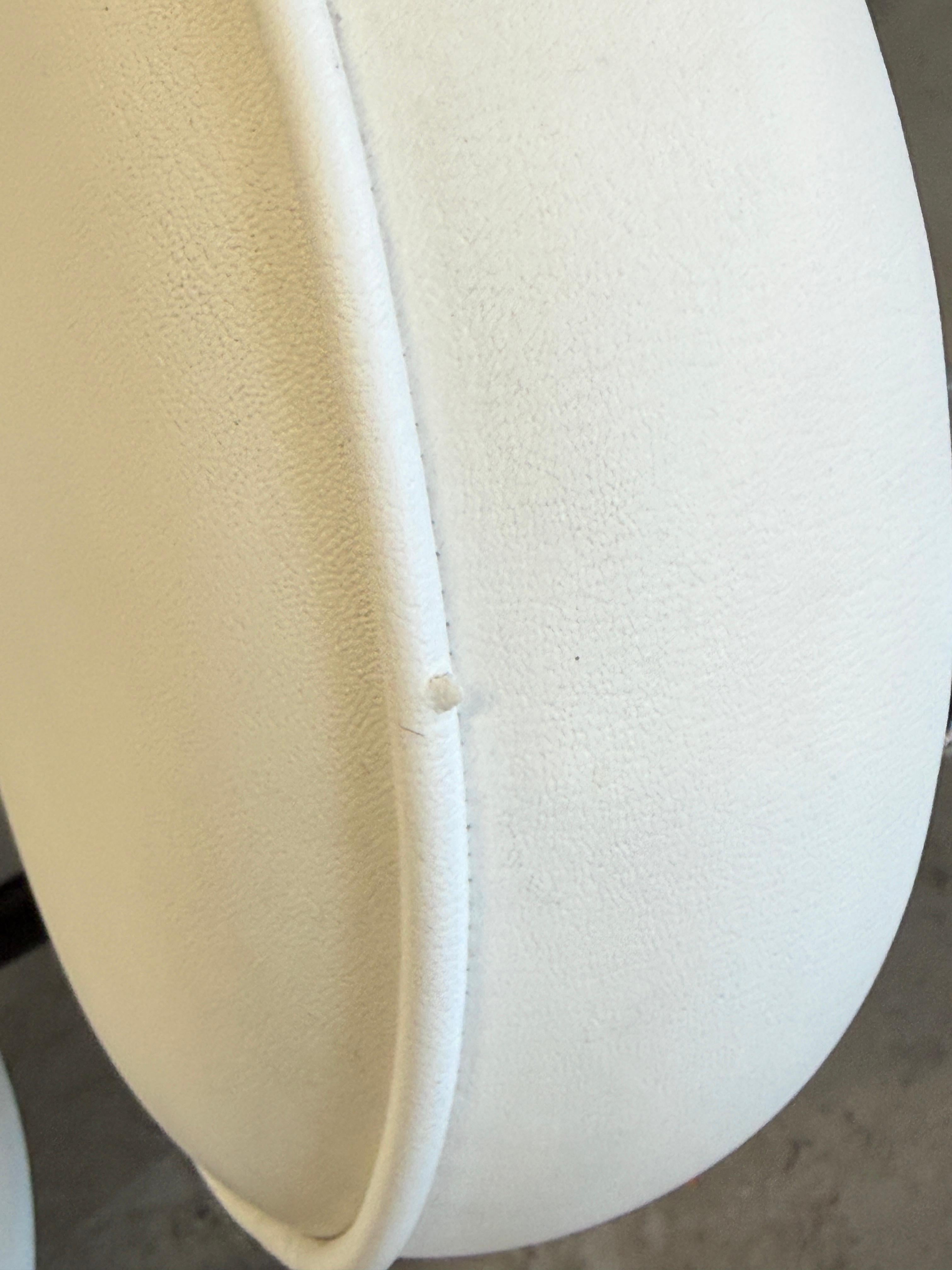 George Nelson para Herman Miller Sofá Marshmallow de piel blanca en venta 9