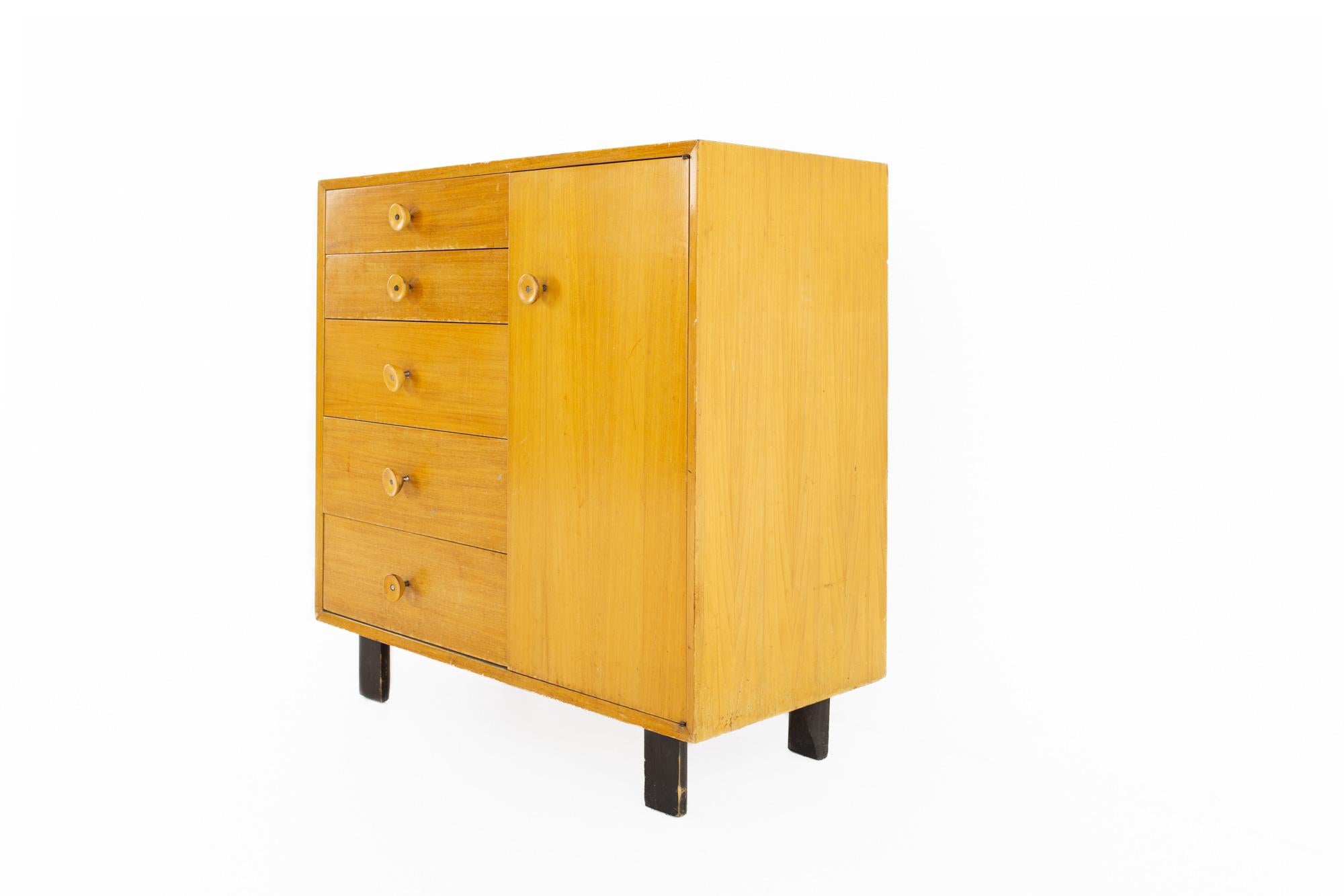 George Nelson for Herman Miller MCM Gentlemans Chest Chiffarobe Cupcake Pulls In Good Condition In Franklin Park, IL