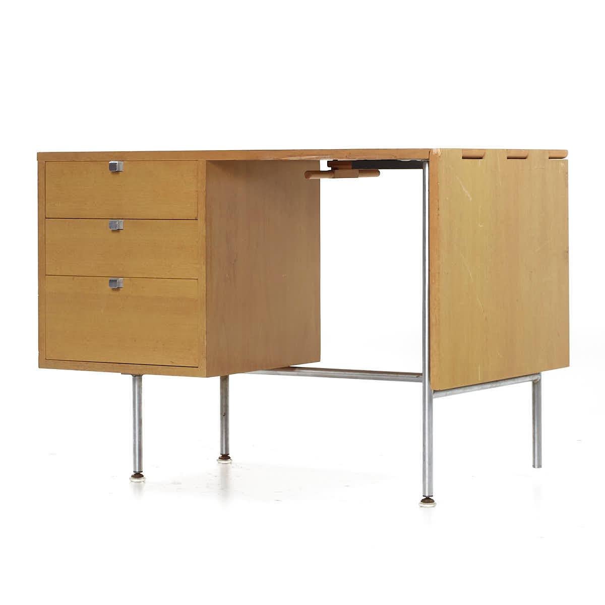Mid-Century Modern George Nelson for Herman Miller Mid Century Drop Side Desk (bureau à abattant) en vente