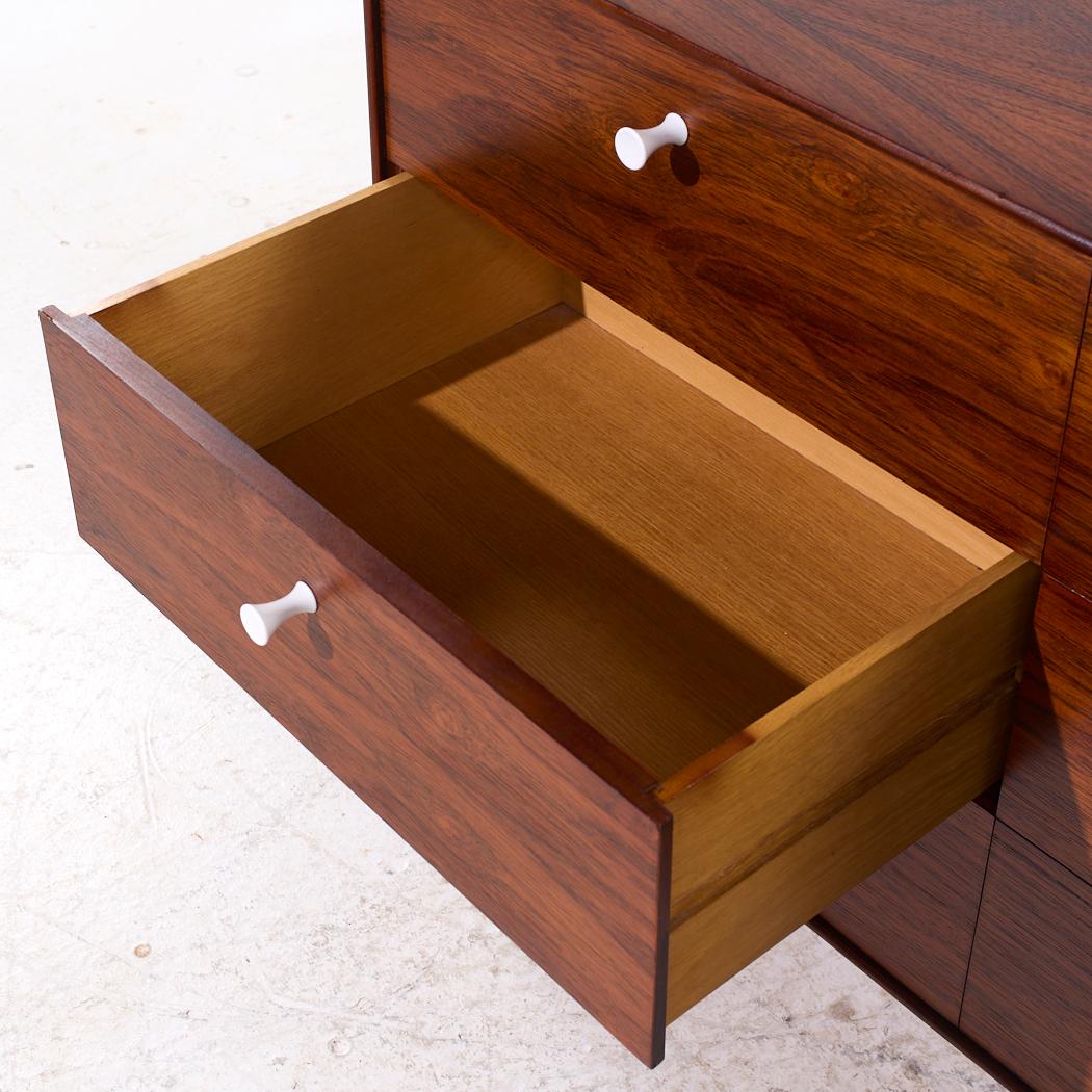 George Nelson per Herman Miller Comò a 6 cassetti in legno di palissandro di metà secolo in vendita 1