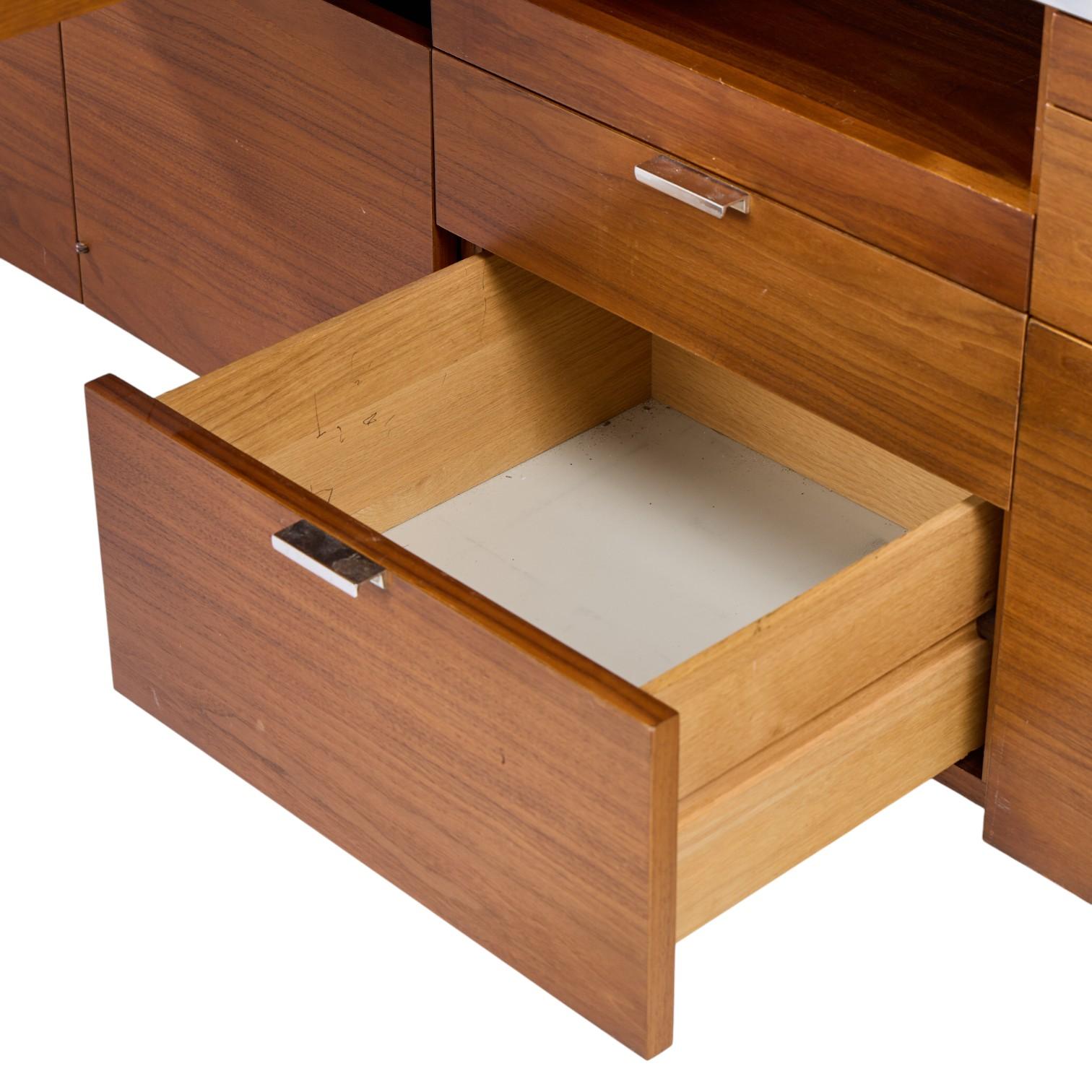 George Nelson per Herman Miller Scrivania in legno di noce di metà secolo con ritorno in vendita 1