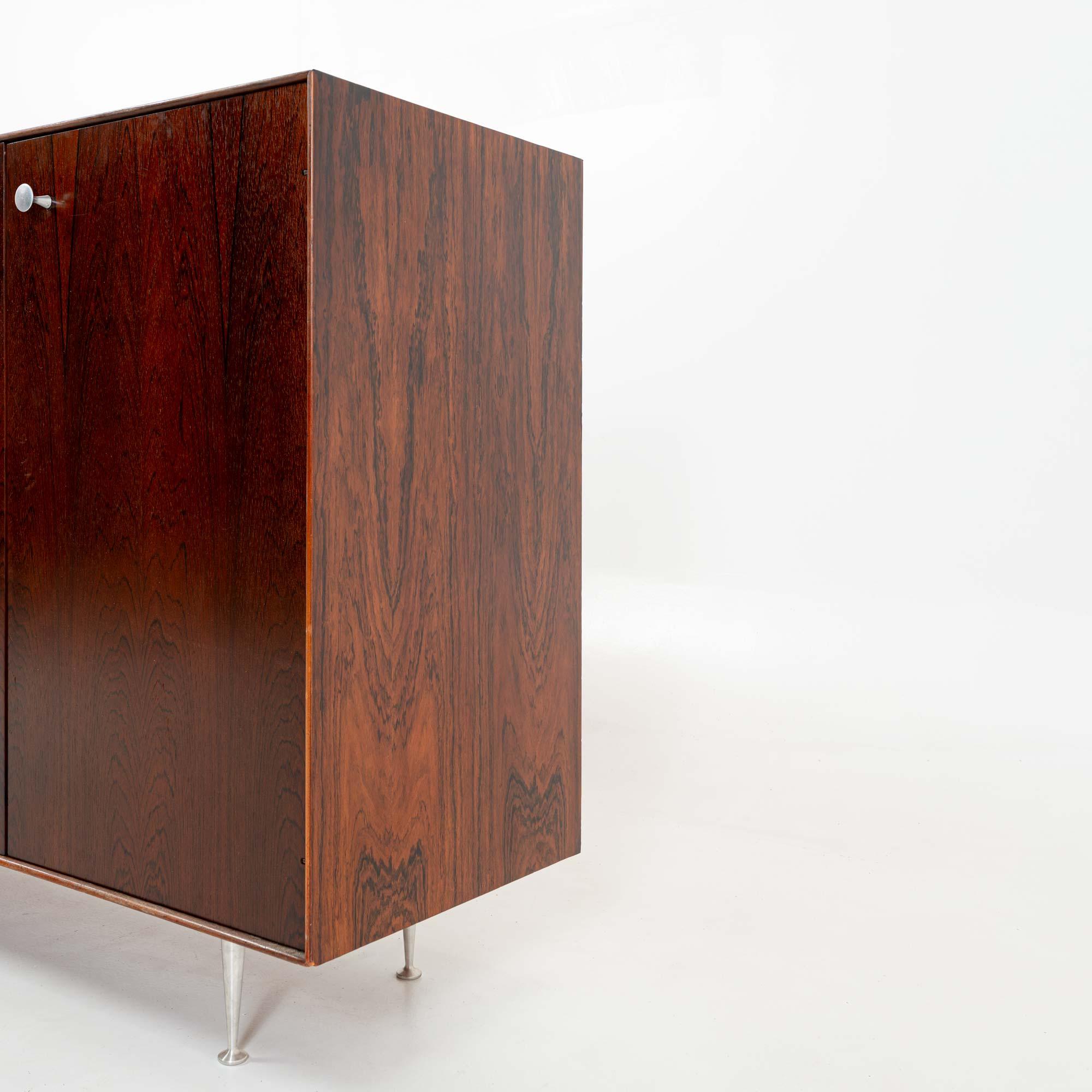 George Nelson para Herman Miller Armario de palisandro de borde fino/Cómoda de caballero Estadounidense en venta