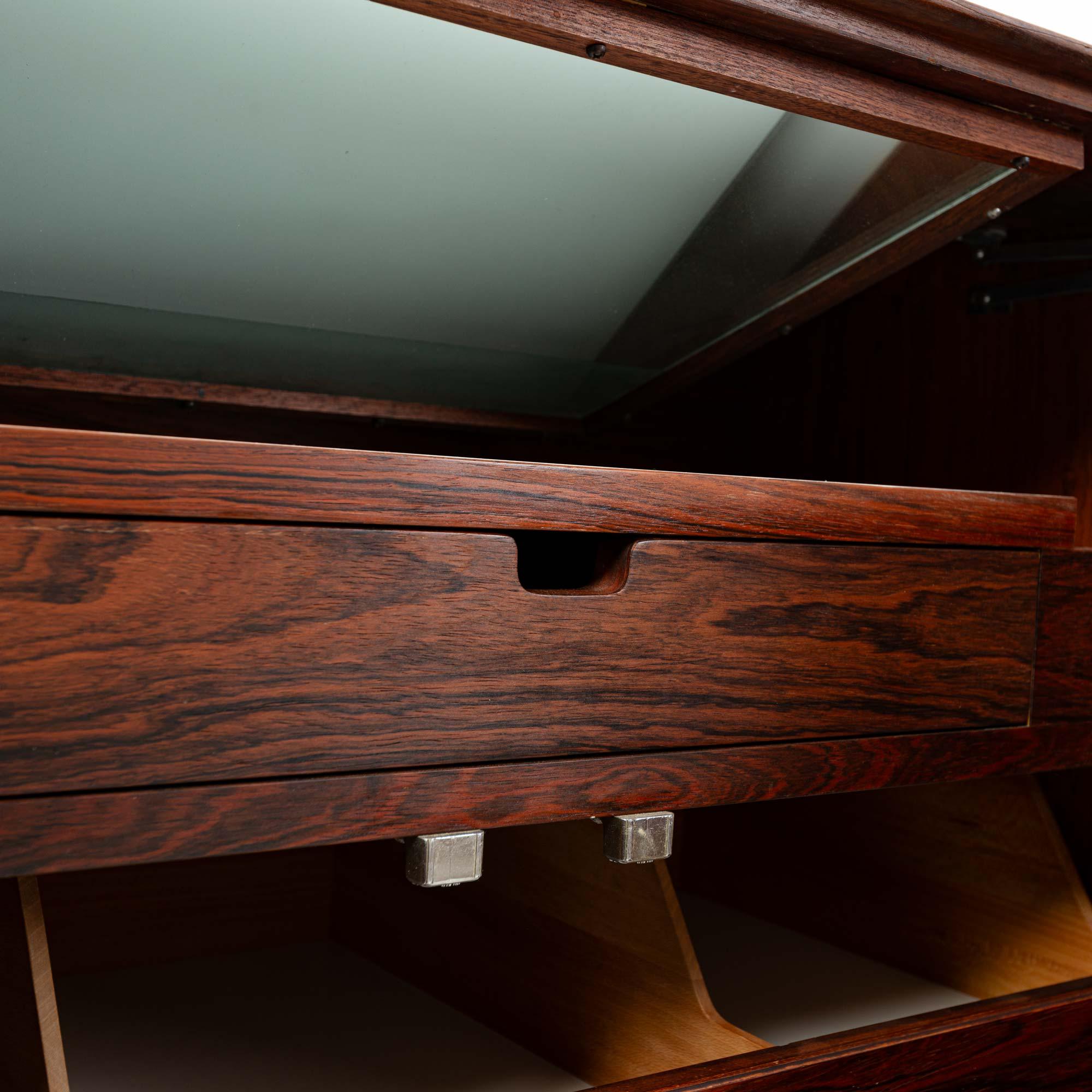 George Nelson para Herman Miller Armario de palisandro de borde fino/Cómoda de caballero Vidrio en venta
