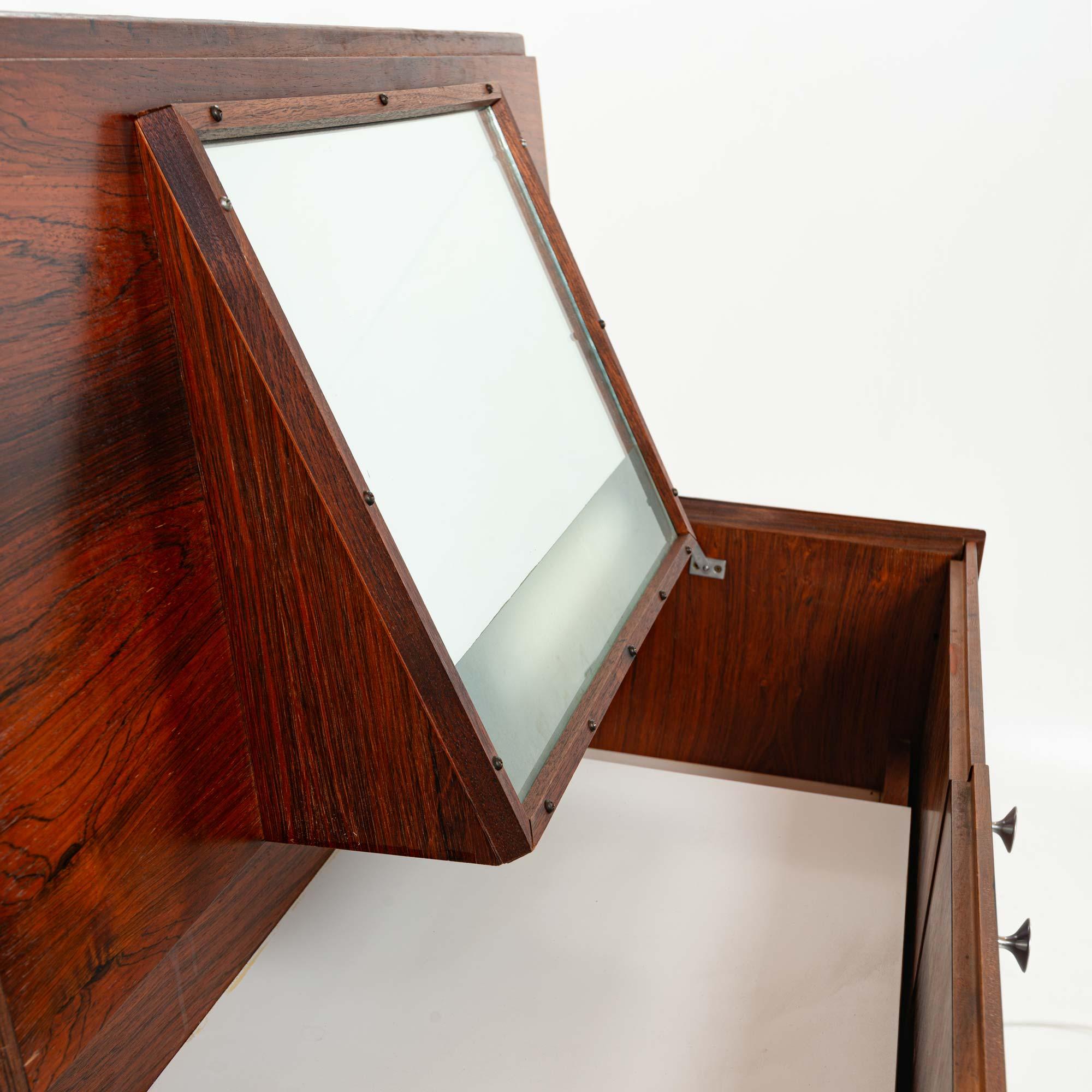 George Nelson para Herman Miller Armario de palisandro de borde fino/Cómoda de caballero en venta 2