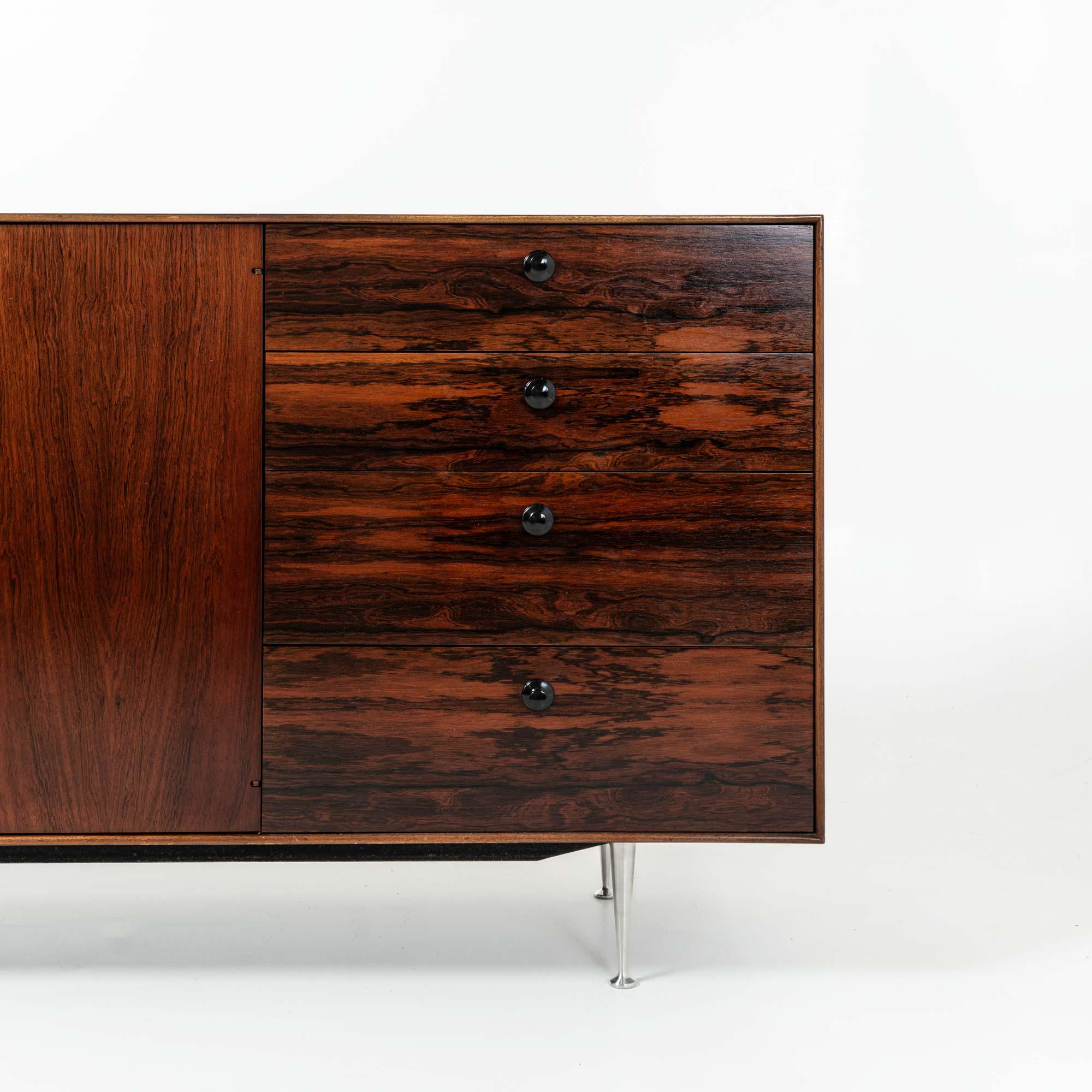 George Nelson para Herman Miller Credenza/armario de palisandro de la serie de bordes finos en venta 12